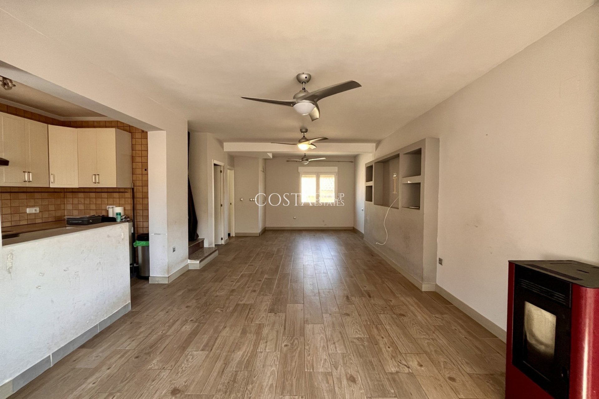 Odsprzedaż - Willa -
San Miguel de Salinas - San Miguel de Salinas Centro