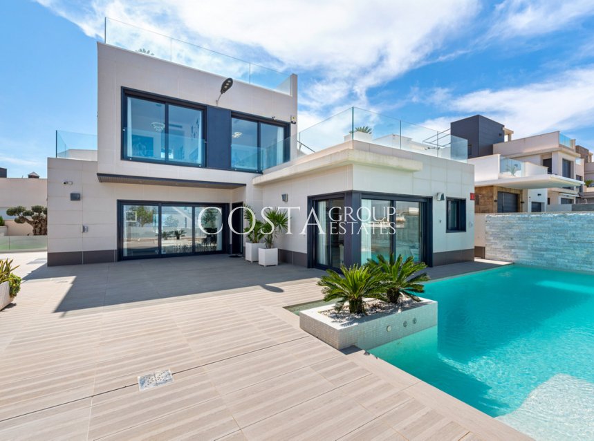 Odsprzedaż - Willa -
San Miguel de Salinas - San Miguel de Salinas Centro