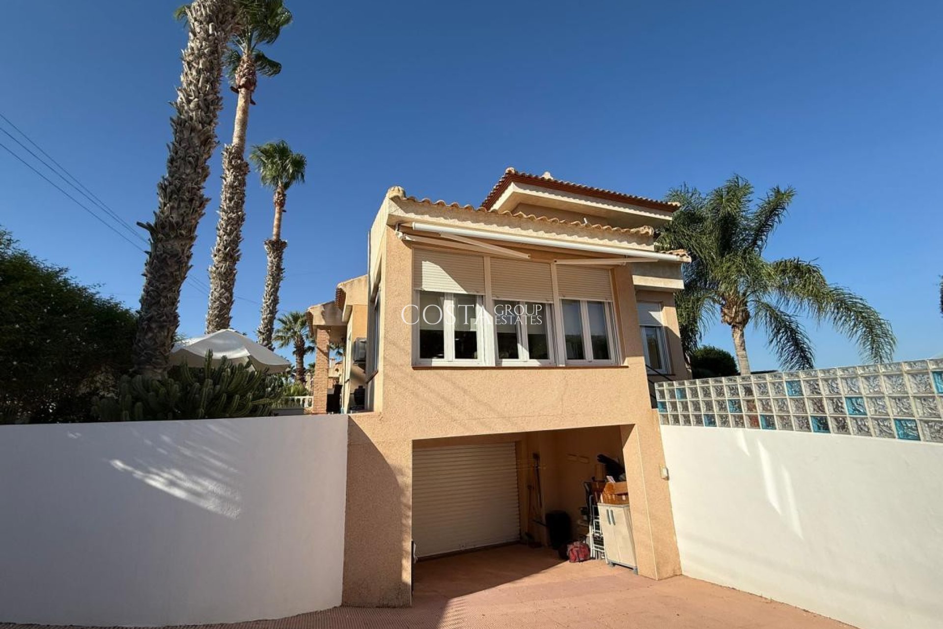 Odsprzedaż - Willa -
San Miguel de Salinas - San Miguel de Salinas Centro