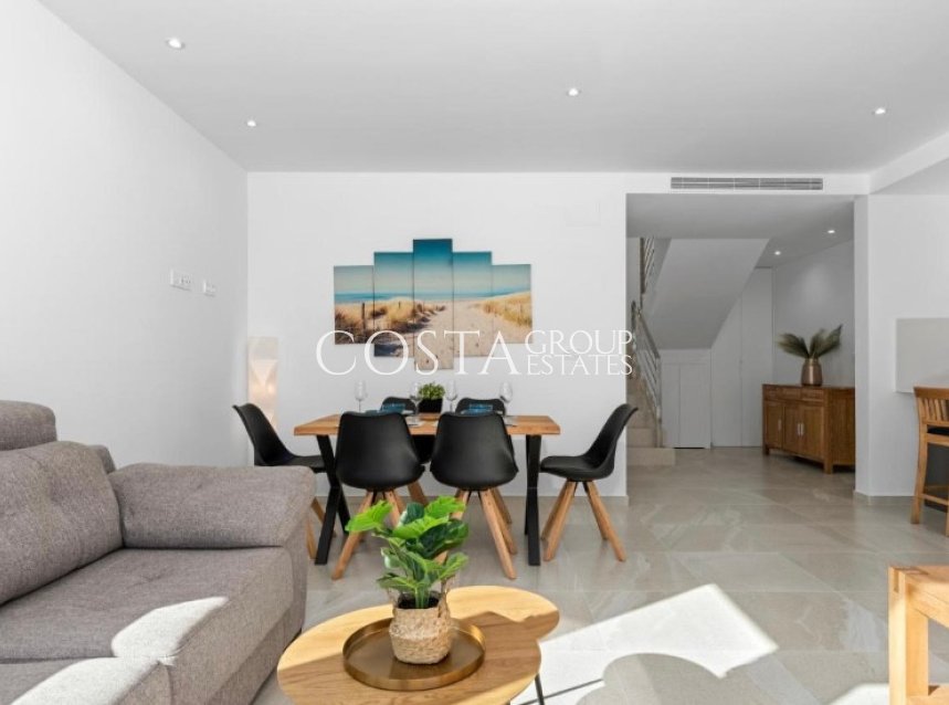 Odsprzedaż - Willa -
San Miguel de Salinas - San Miguel de Salinas Centro