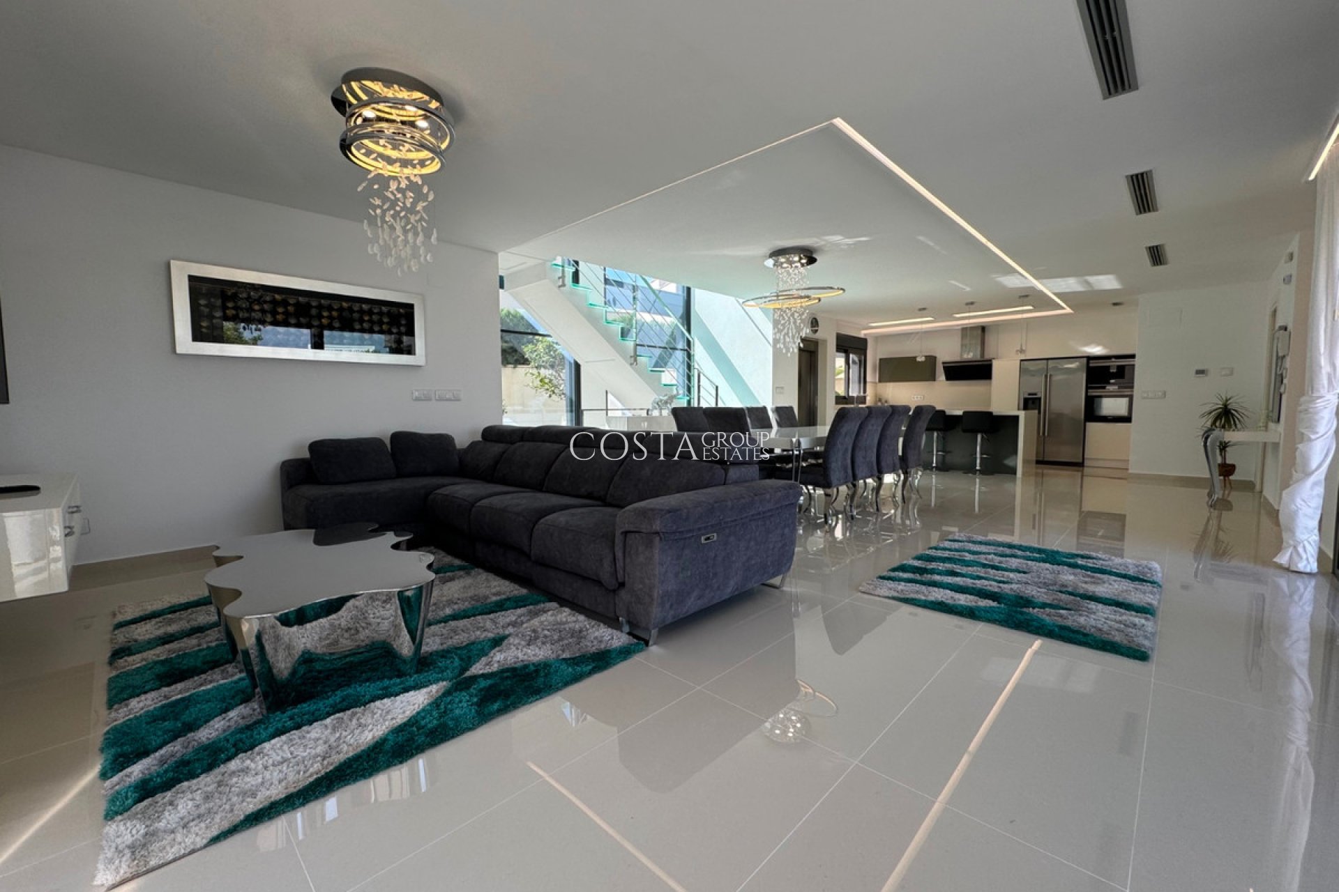 Odsprzedaż - Willa -
San Miguel de Salinas - San Miguel de Salinas Centro