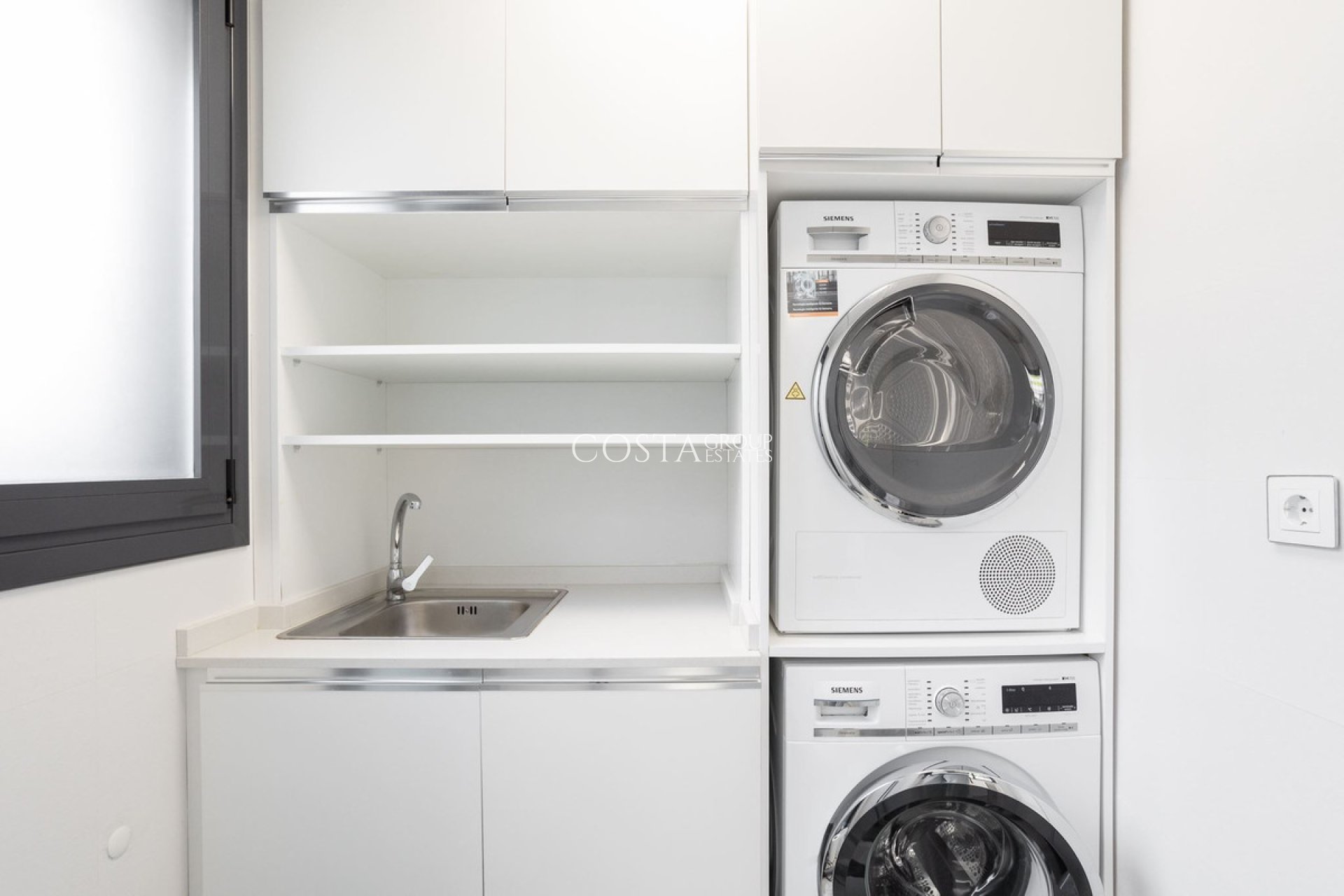 Odsprzedaż - Willa -
San Miguel de Salinas - San Miguel de Salinas Centro