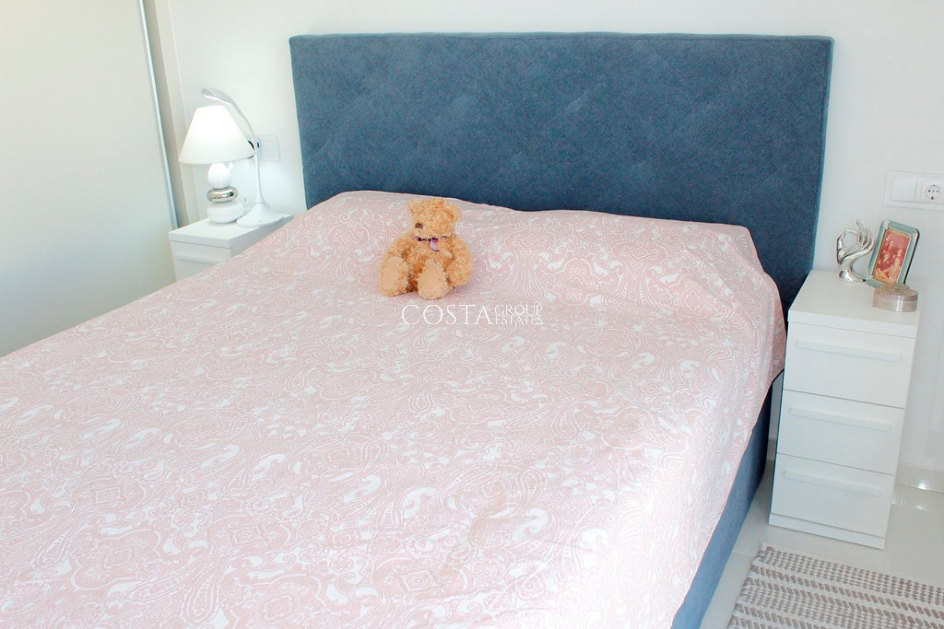 Odsprzedaż - Willa -
San Miguel de Salinas - San Miguel de Salinas Centro