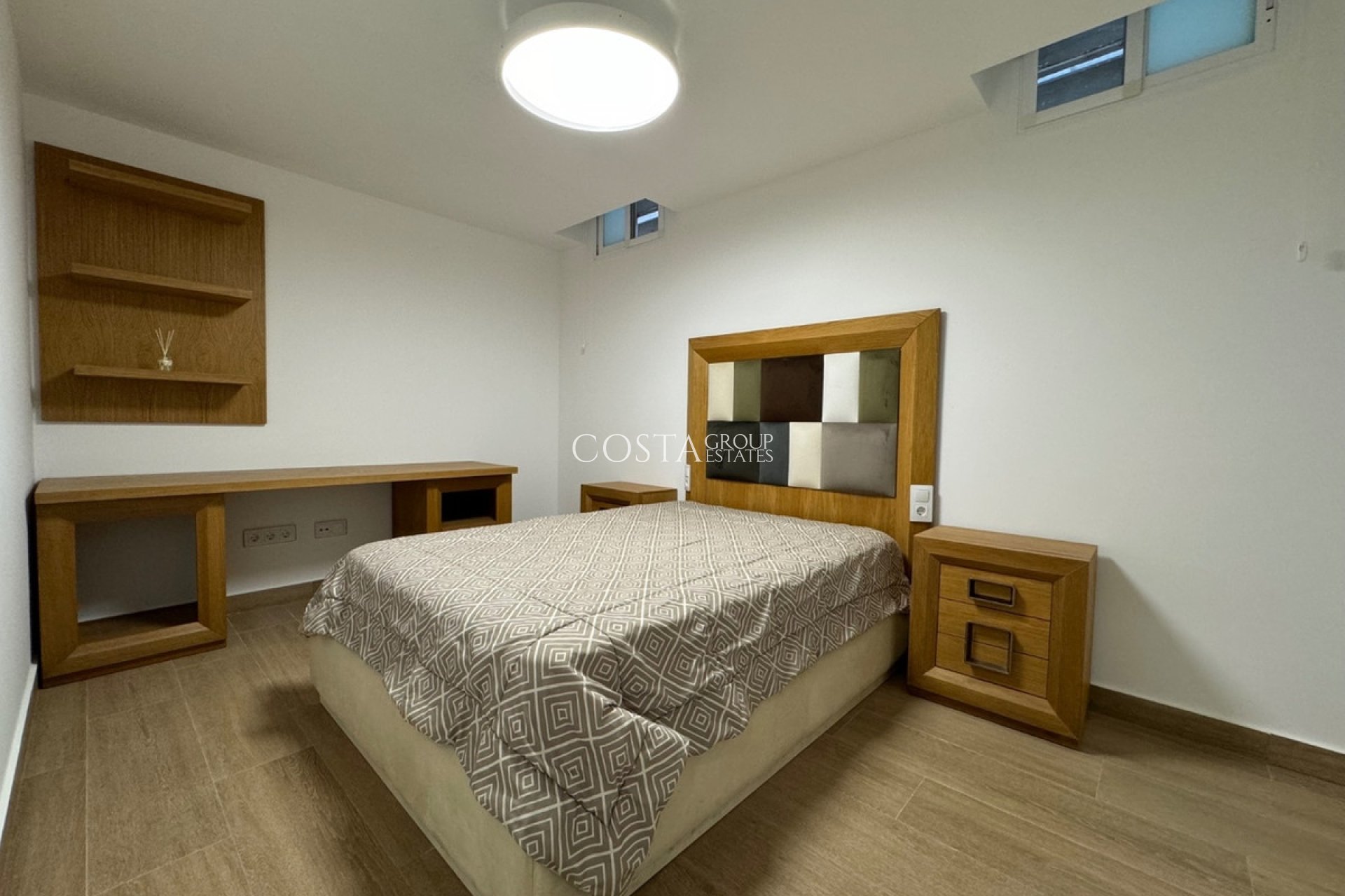 Odsprzedaż - Willa -
San Miguel de Salinas - San Miguel de Salinas Centro