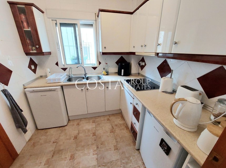 Odsprzedaż - Willa -
San Miguel de Salinas - San Miguel de Salinas Centro