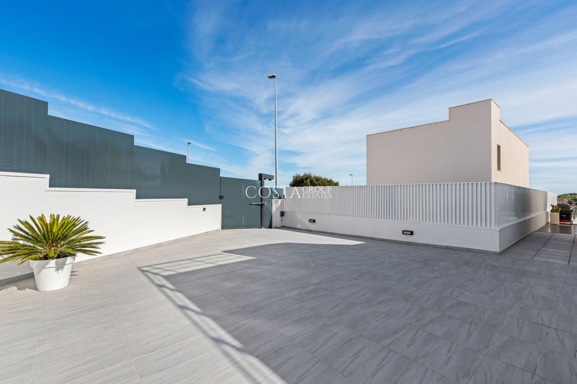 Odsprzedaż - Willa -
San Miguel de Salinas - San Miguel de Salinas Centro