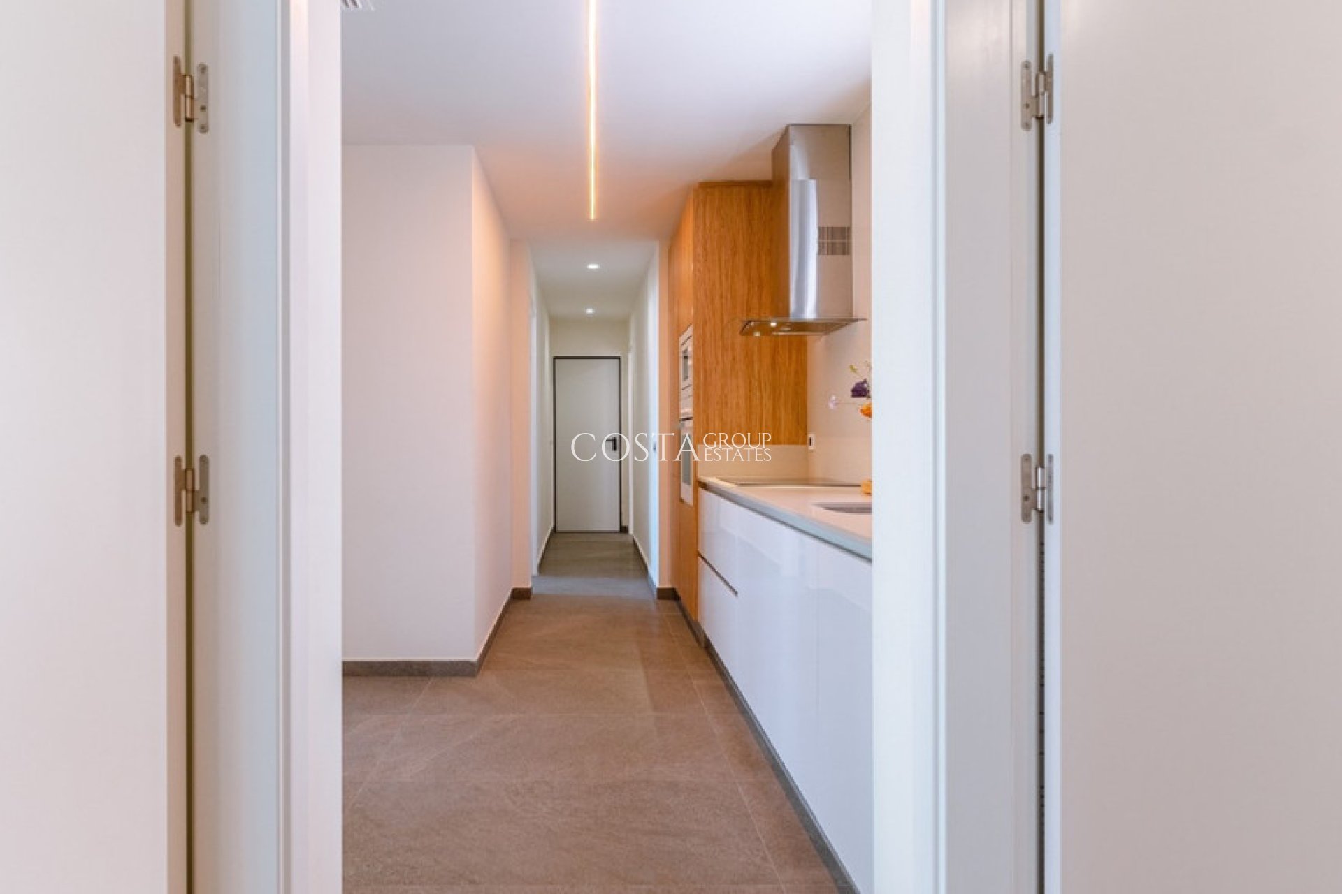 Odsprzedaż - Willa -
San Miguel de Salinas - San Miguel de Salinas Centro