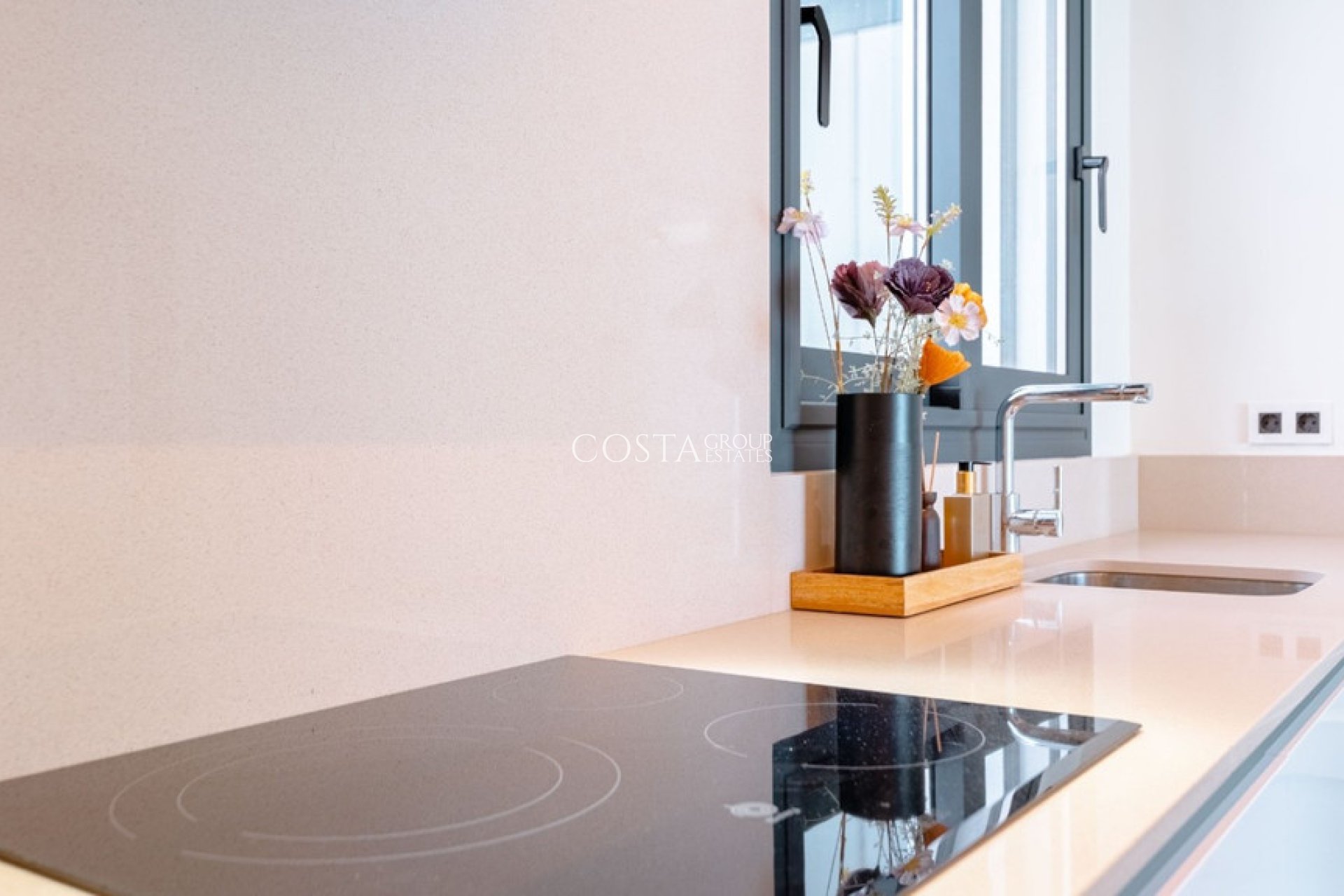 Odsprzedaż - Willa -
San Miguel de Salinas - San Miguel de Salinas Centro