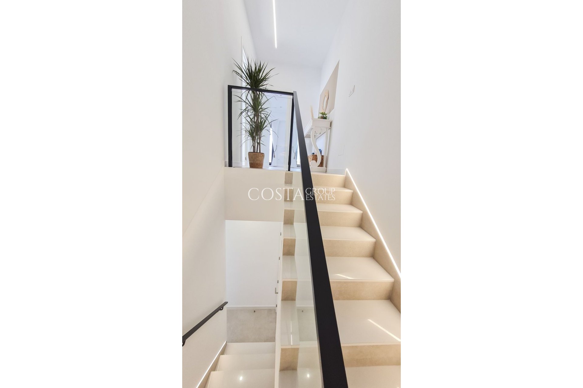 Odsprzedaż - Willa -
San Pedro del Pinatar - San Pedro del Pinatar Centro