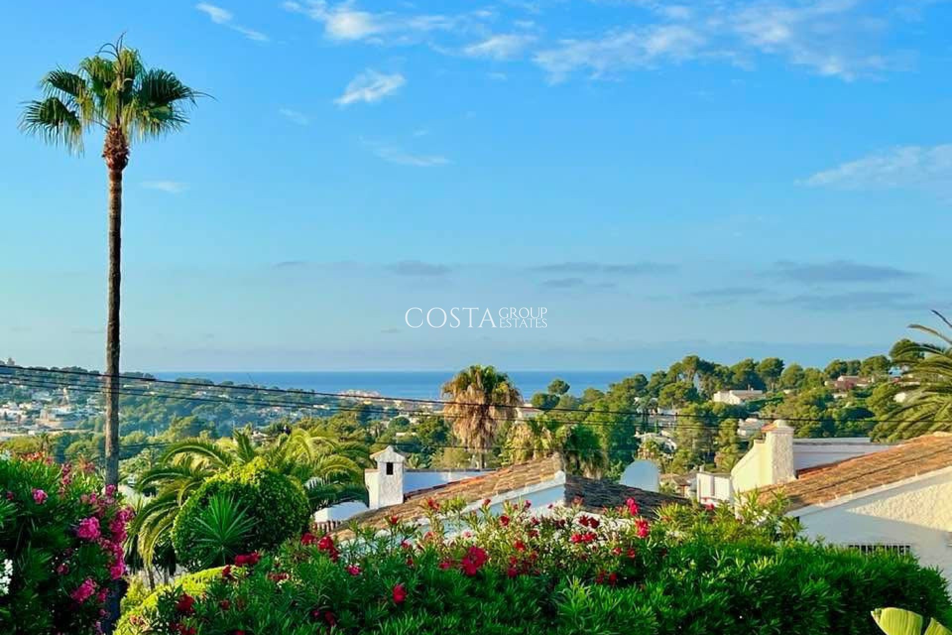 Odsprzedaż - Willa -
Teulada - Moraira