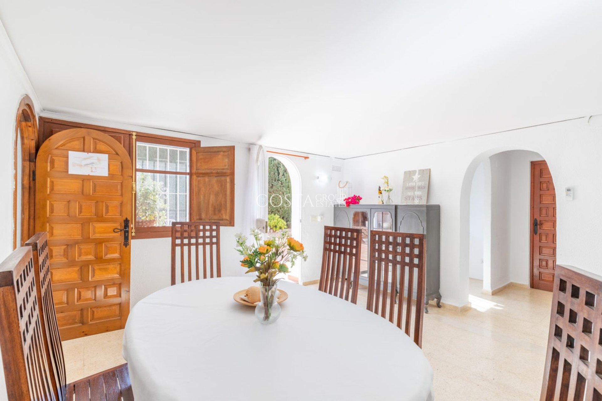 Odsprzedaż - Willa -
Teulada - Moraira