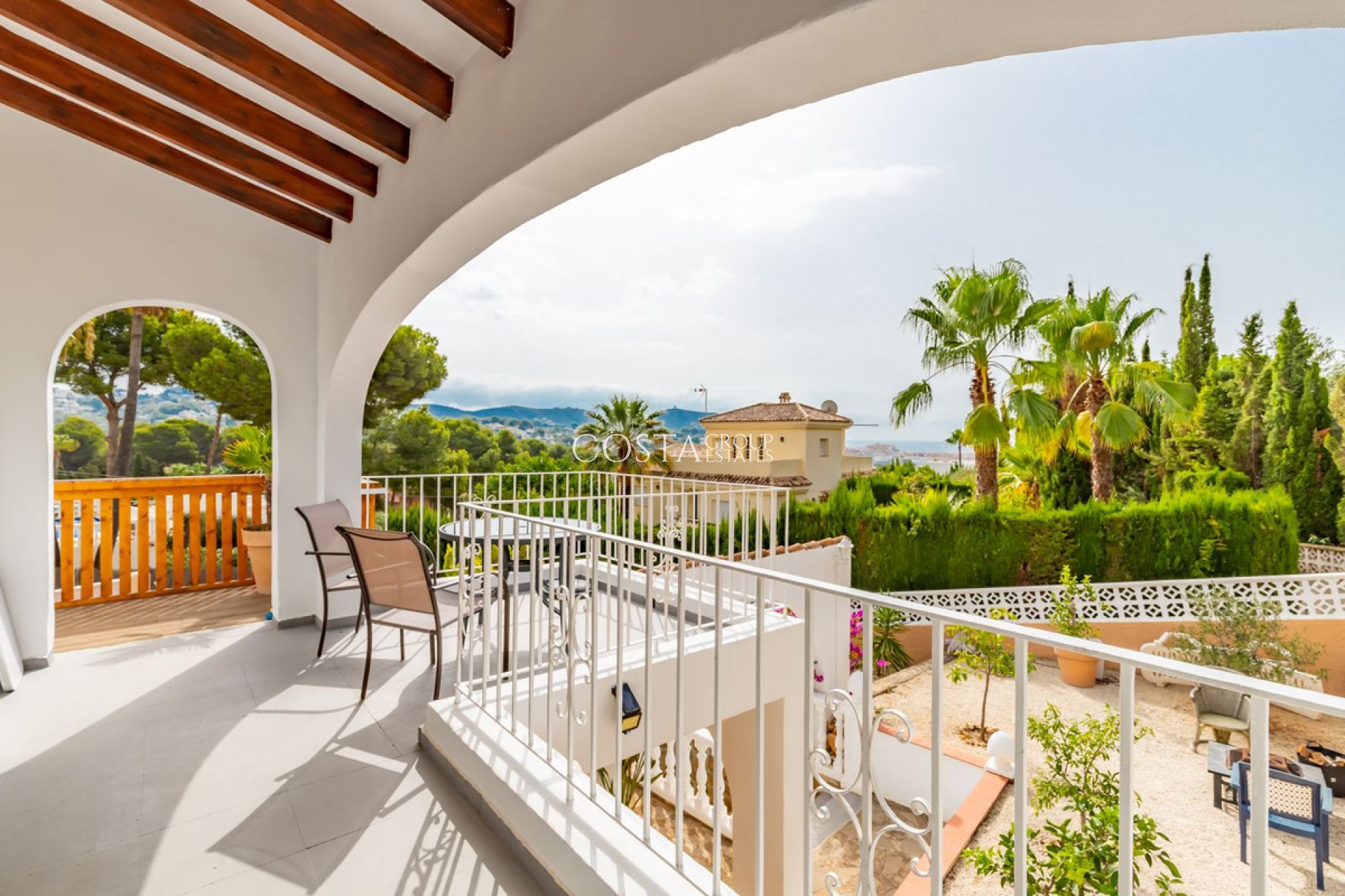 Odsprzedaż - Willa -
Teulada - Moraira