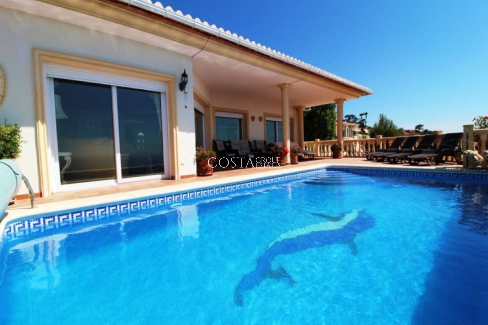 Odsprzedaż - Willa -
Teulada - Moraira