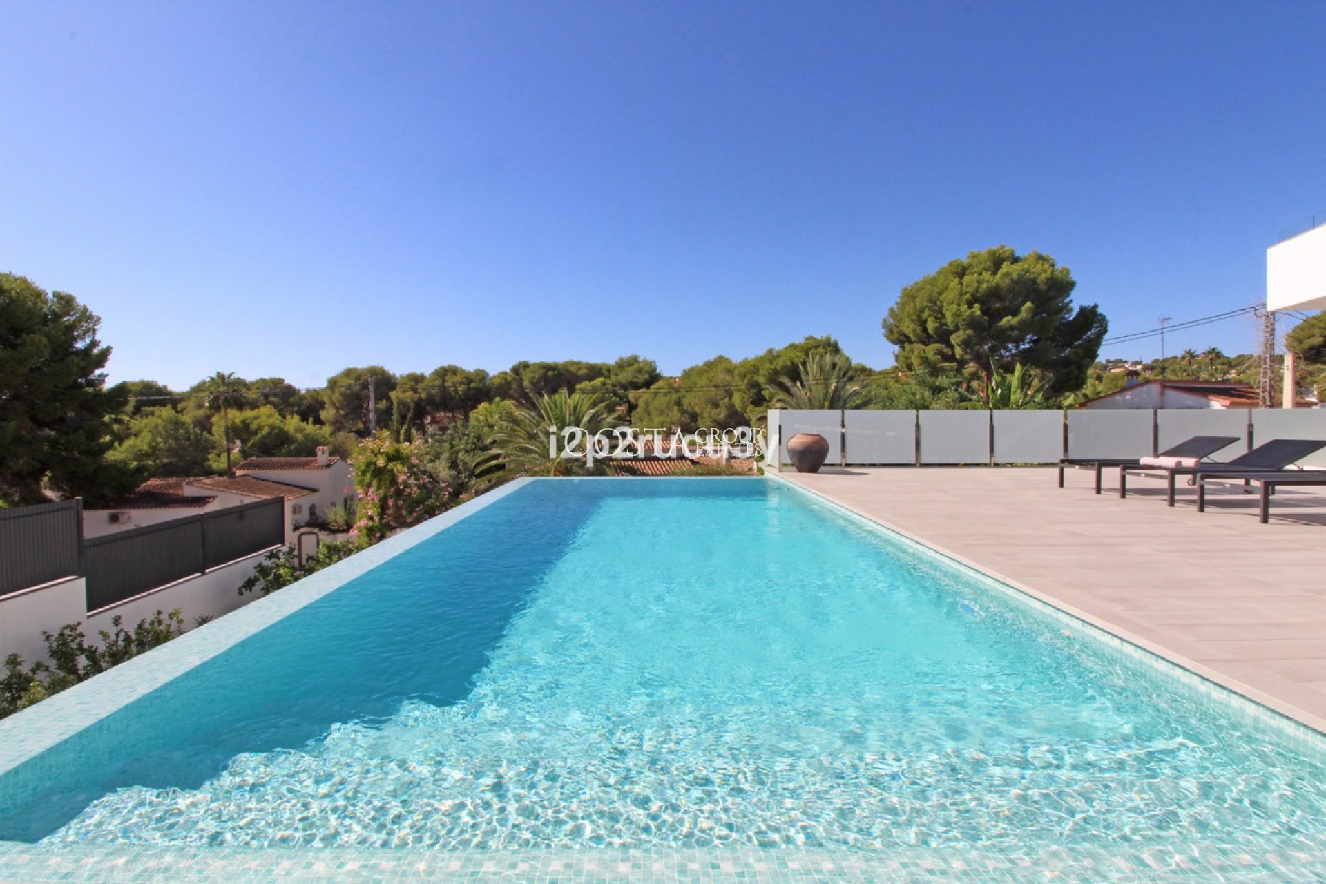 Odsprzedaż - Willa -
Teulada - Moraira