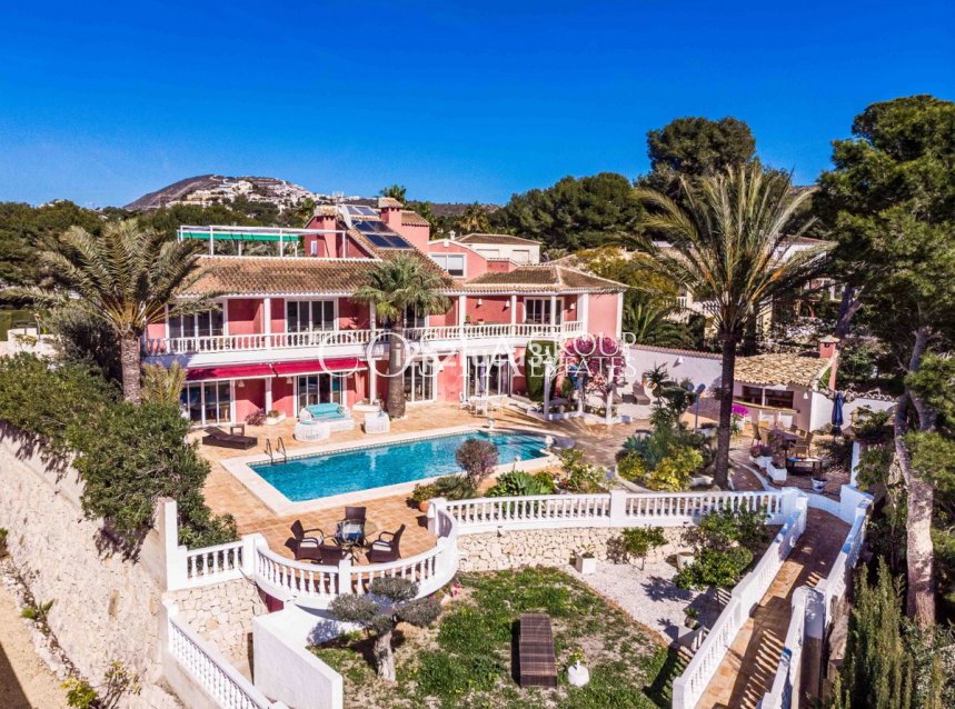 Odsprzedaż - Willa -
Teulada - Moraira