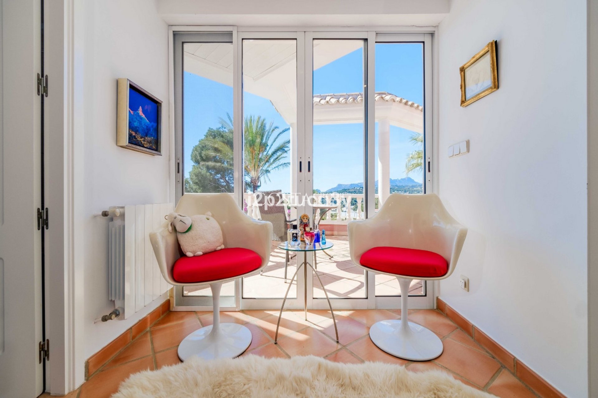 Odsprzedaż - Willa -
Teulada - Moraira