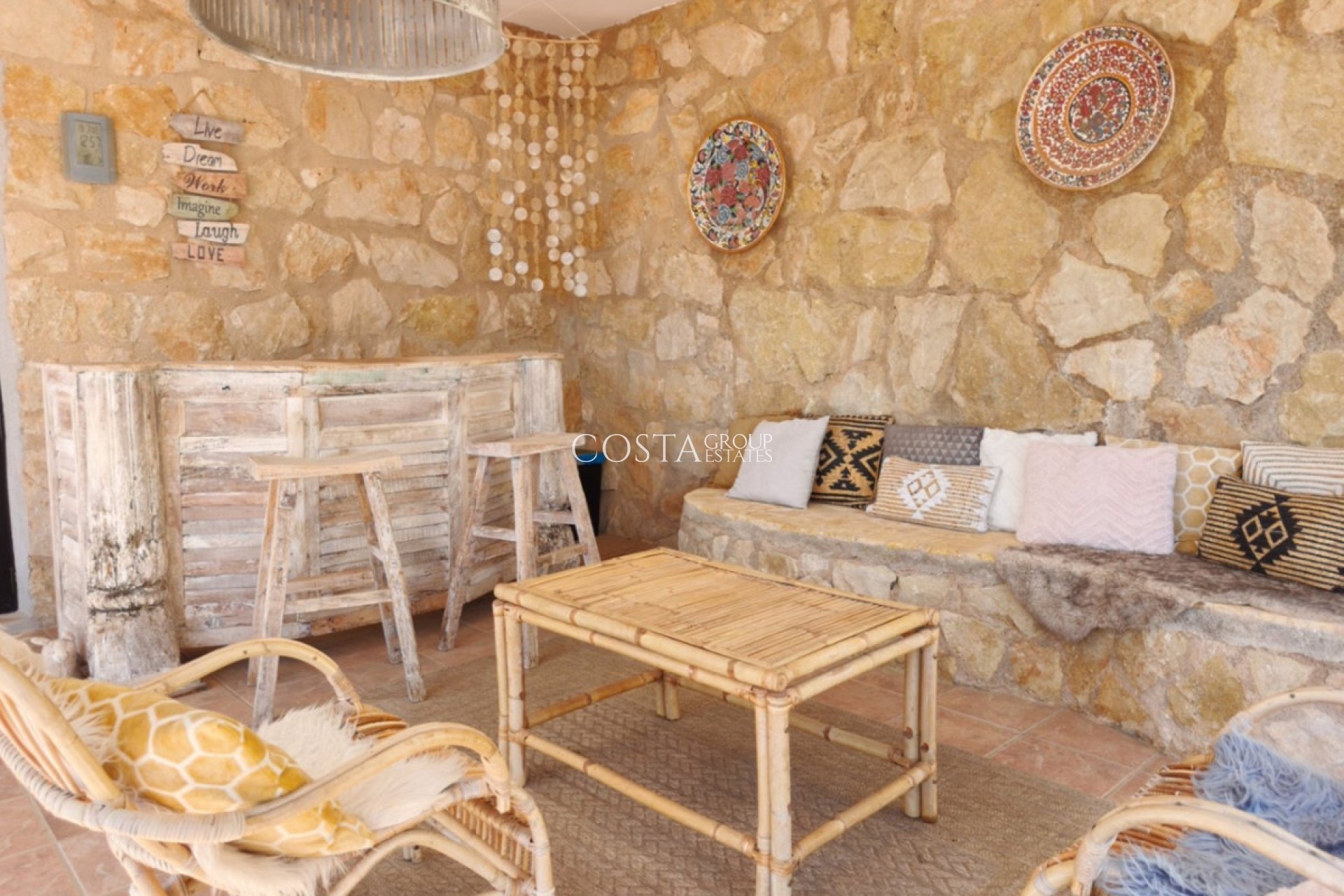 Odsprzedaż - Willa -
Teulada - Moraira