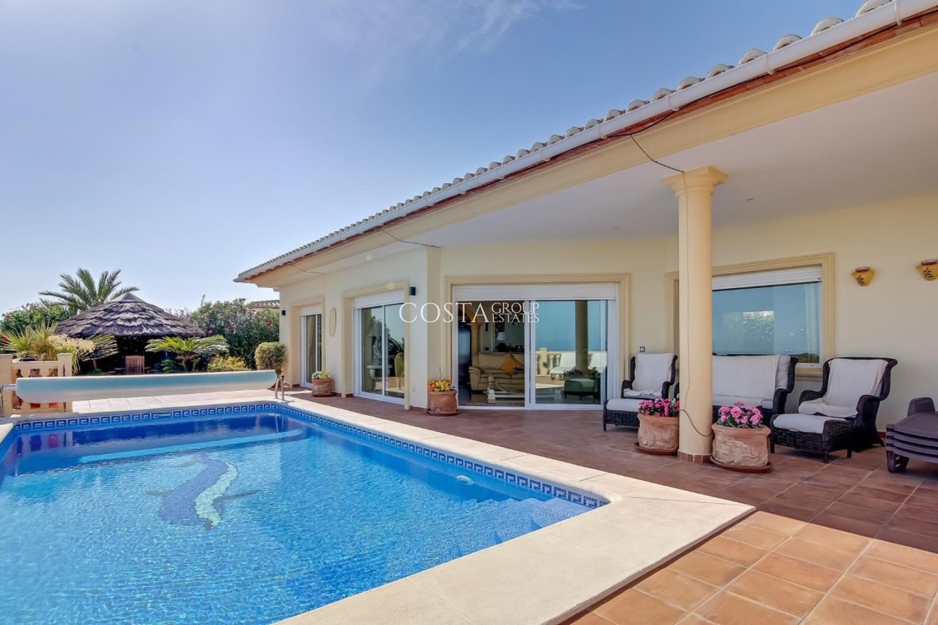 Odsprzedaż - Willa -
Teulada - Moraira