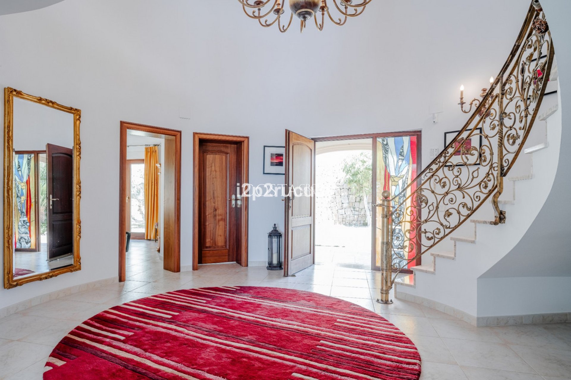 Odsprzedaż - Willa -
Teulada - Moraira