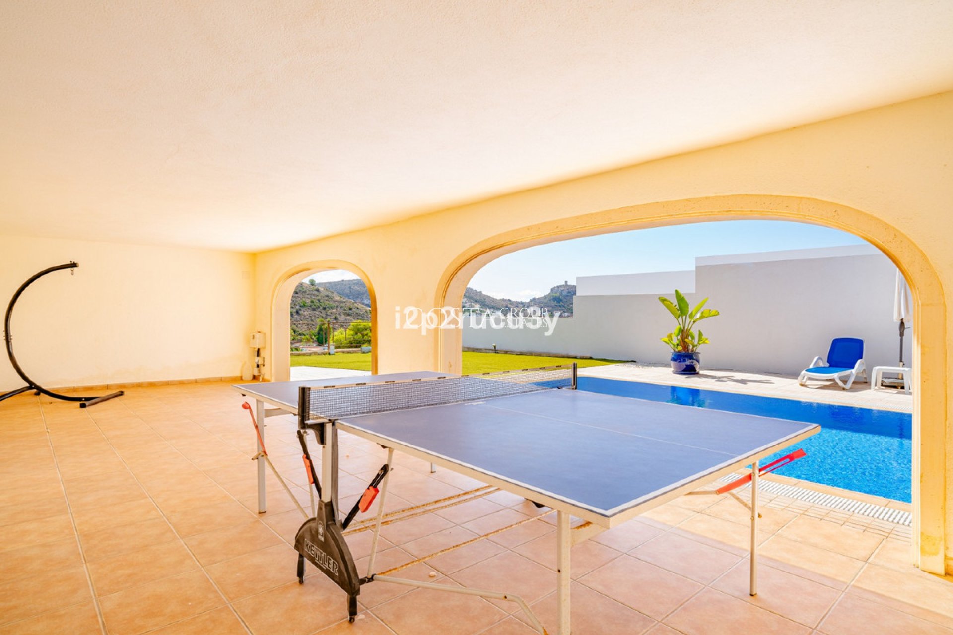 Odsprzedaż - Willa -
Teulada - Moraira