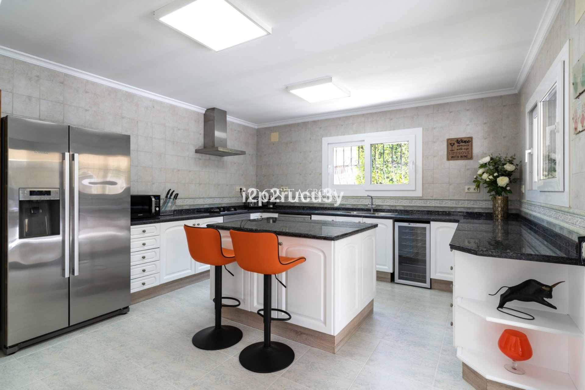 Odsprzedaż - Willa -
Teulada - Moraira