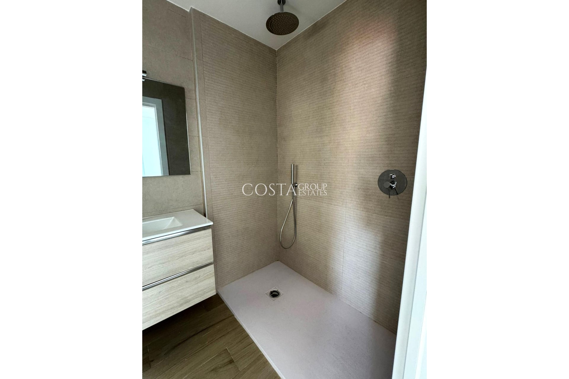 Odsprzedaż - Willa -
Torrevieja - Aguas Nuevas