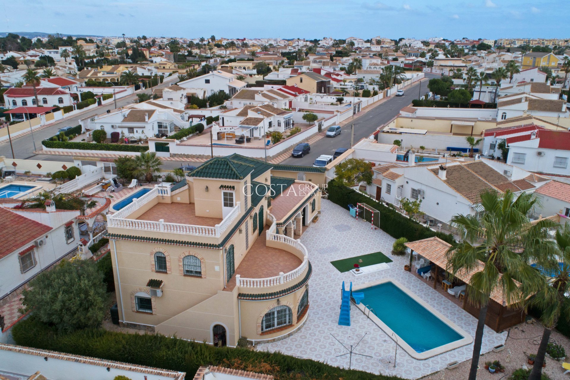 Odsprzedaż - Willa -
Torrevieja - El Chaparral