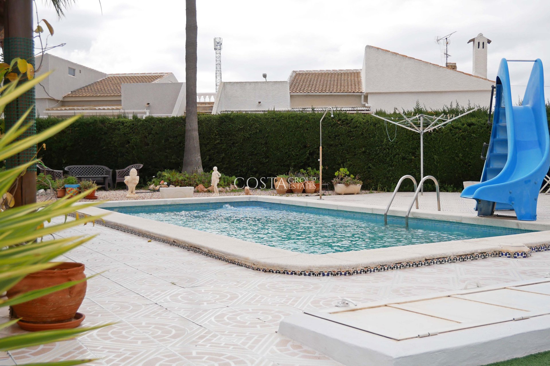 Odsprzedaż - Willa -
Torrevieja - El Chaparral