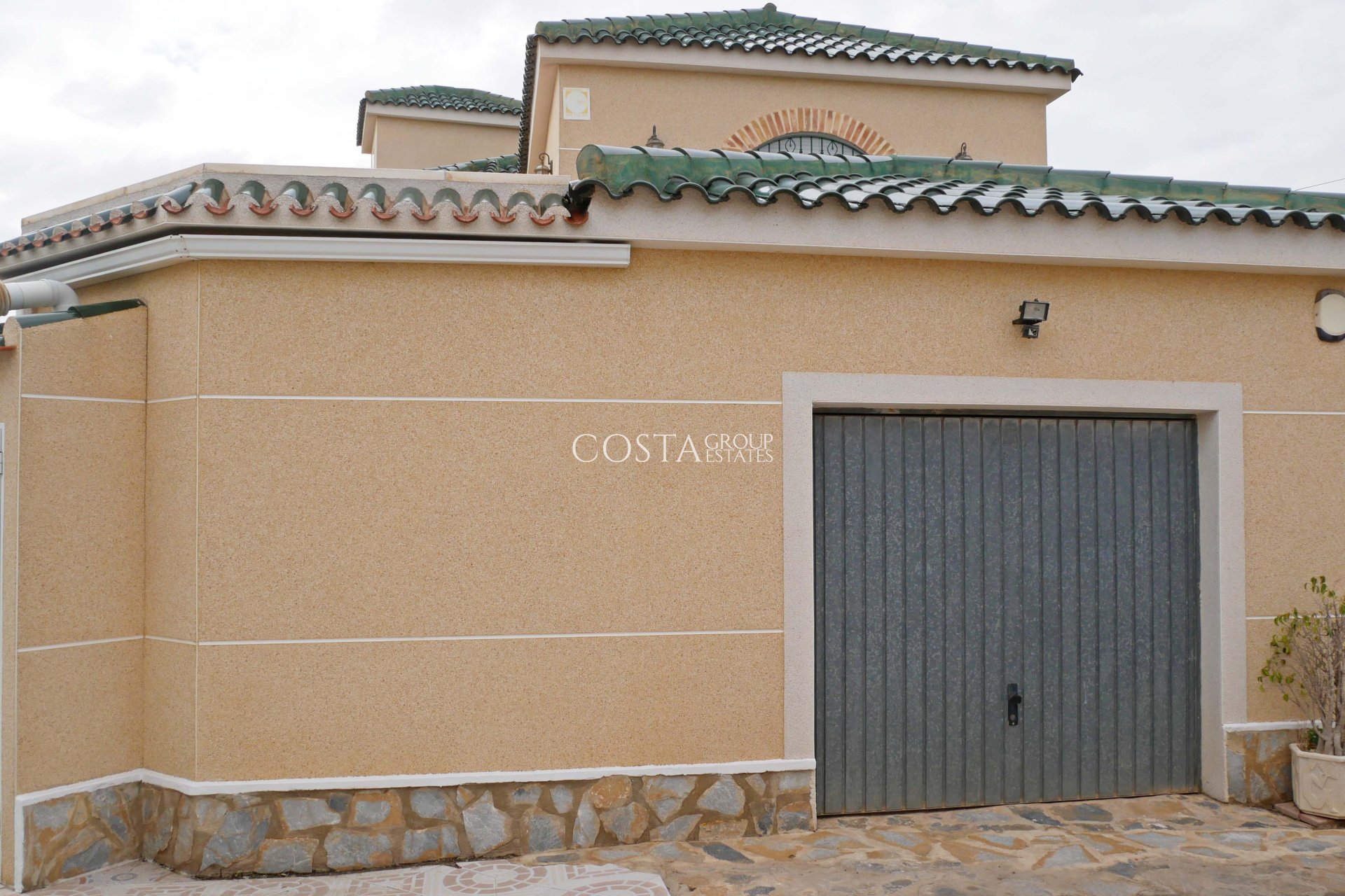 Odsprzedaż - Willa -
Torrevieja - El Chaparral