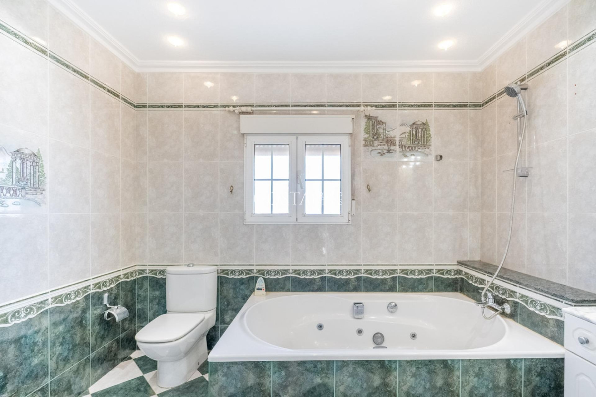 Odsprzedaż - Willa -
Torrevieja - El Chaparral