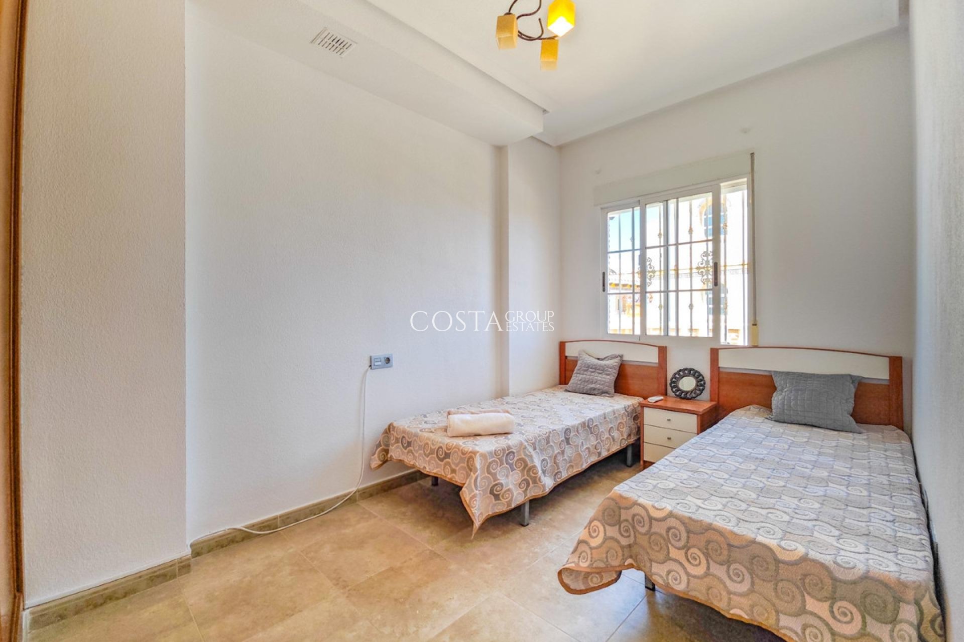 Odsprzedaż - Willa -
Torrevieja - La Mata