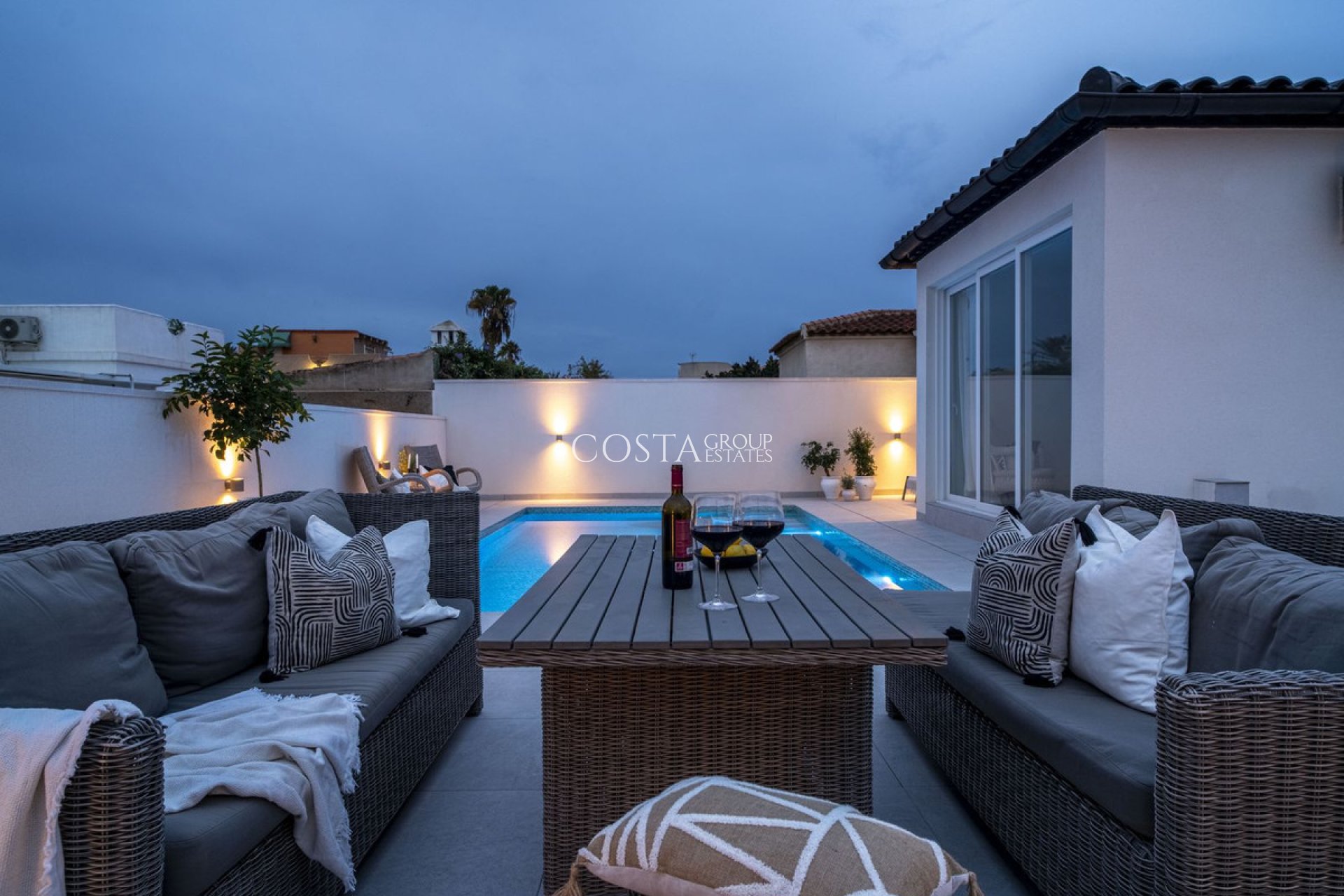 Odsprzedaż - Willa -
Torrevieja - La Siesta