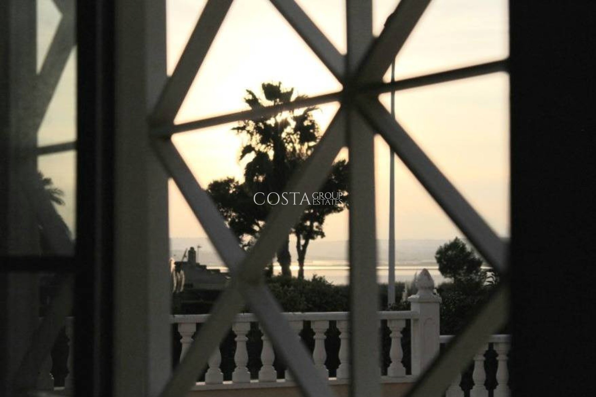 Odsprzedaż - Willa -
Torrevieja - La Siesta