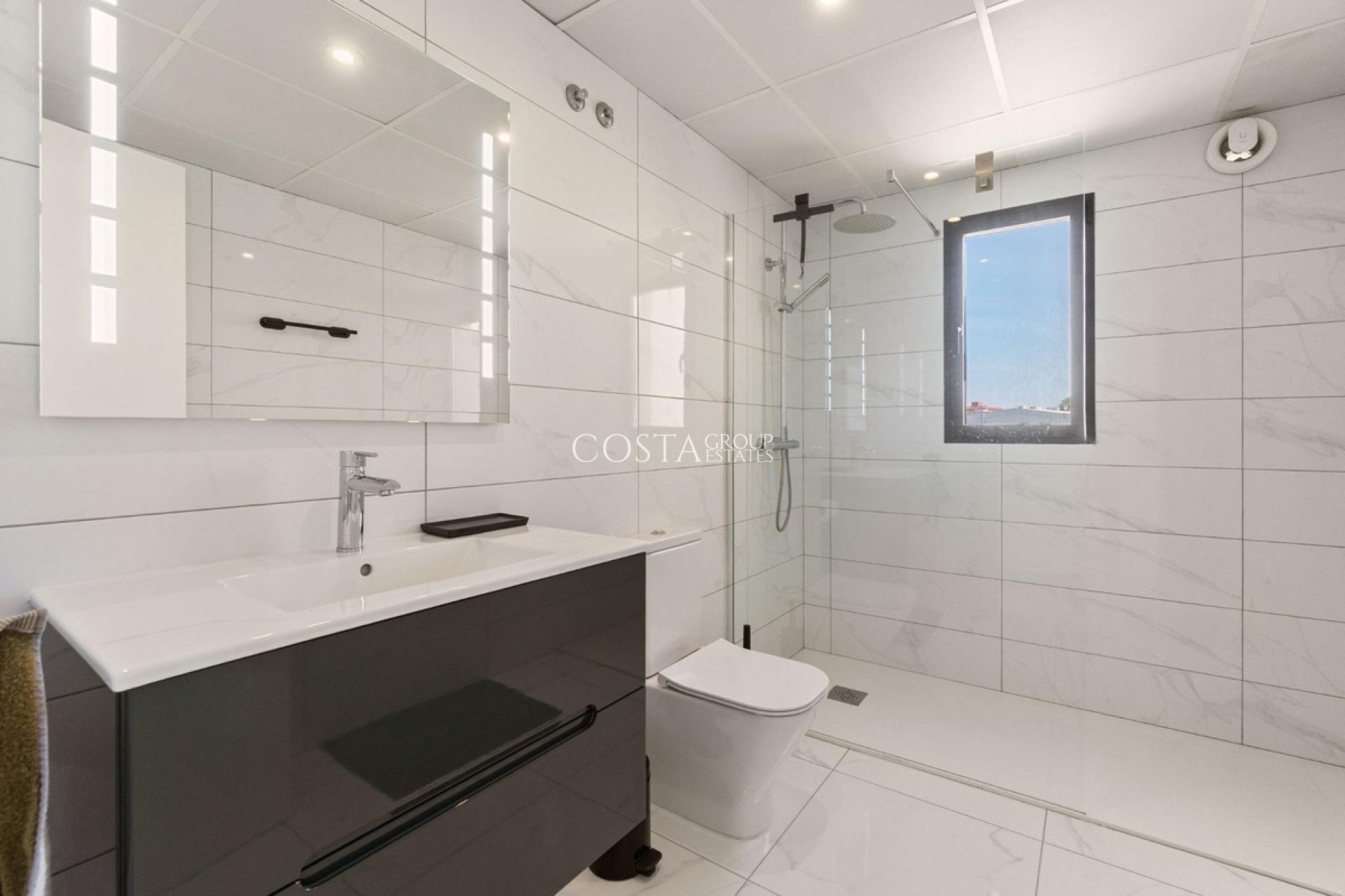 Odsprzedaż - Willa -
Torrevieja - La Veleta
