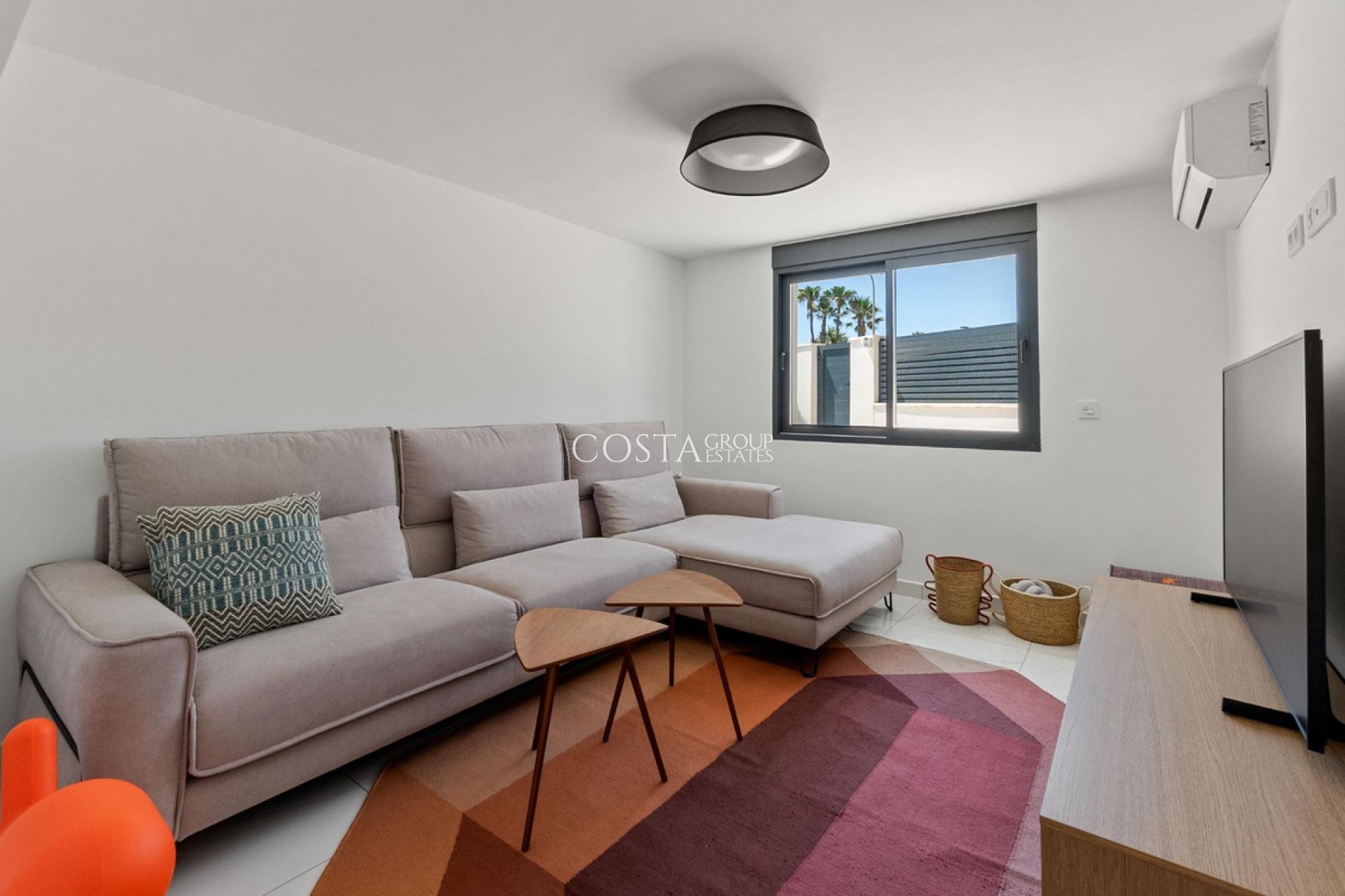 Odsprzedaż - Willa -
Torrevieja - La Veleta