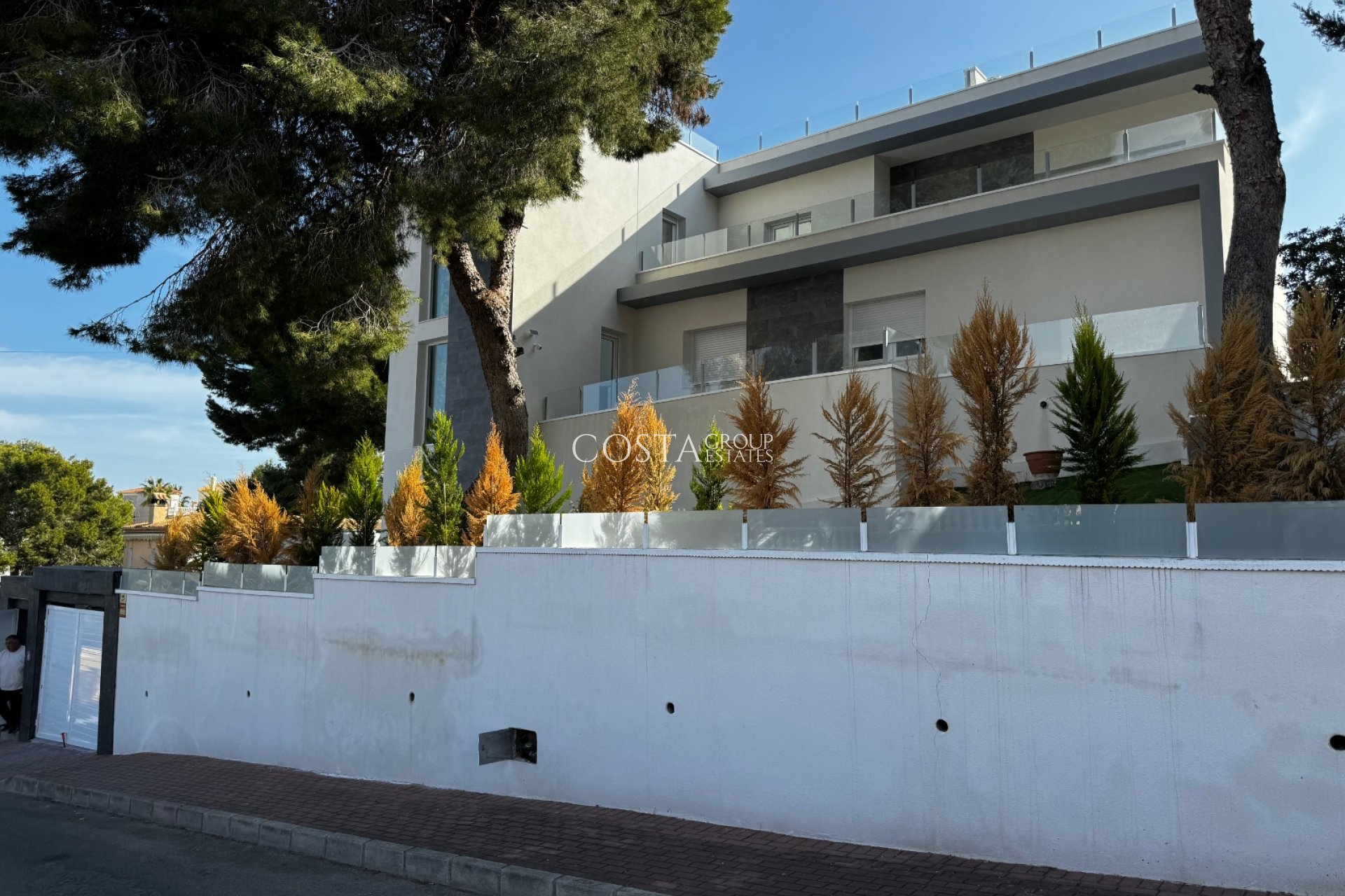 Odsprzedaż - Willa -
Torrevieja - Los Balcones