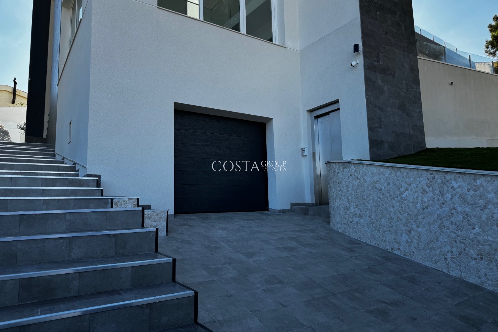 Odsprzedaż - Willa -
Torrevieja - Los Balcones