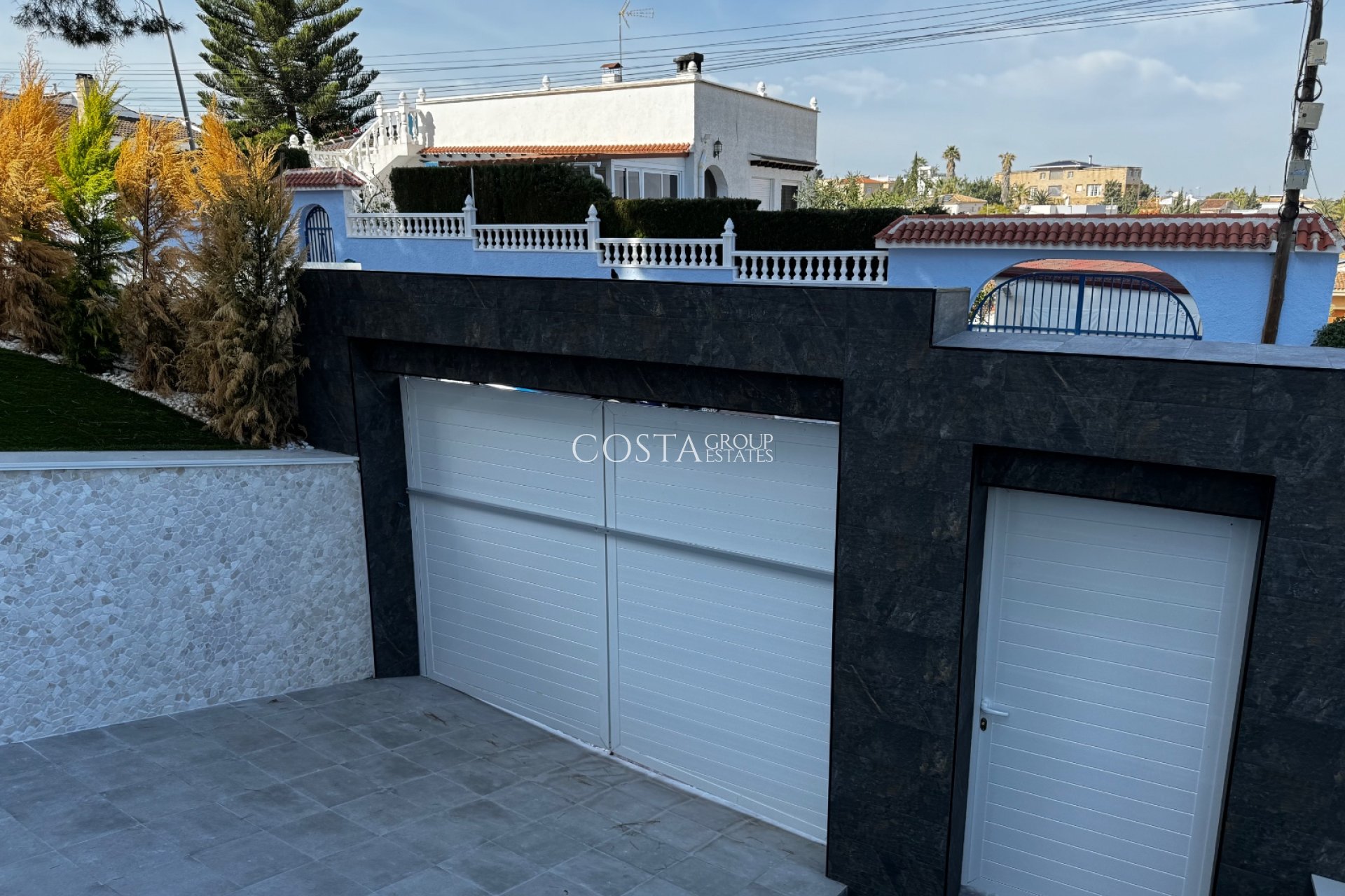 Odsprzedaż - Willa -
Torrevieja - Los Balcones