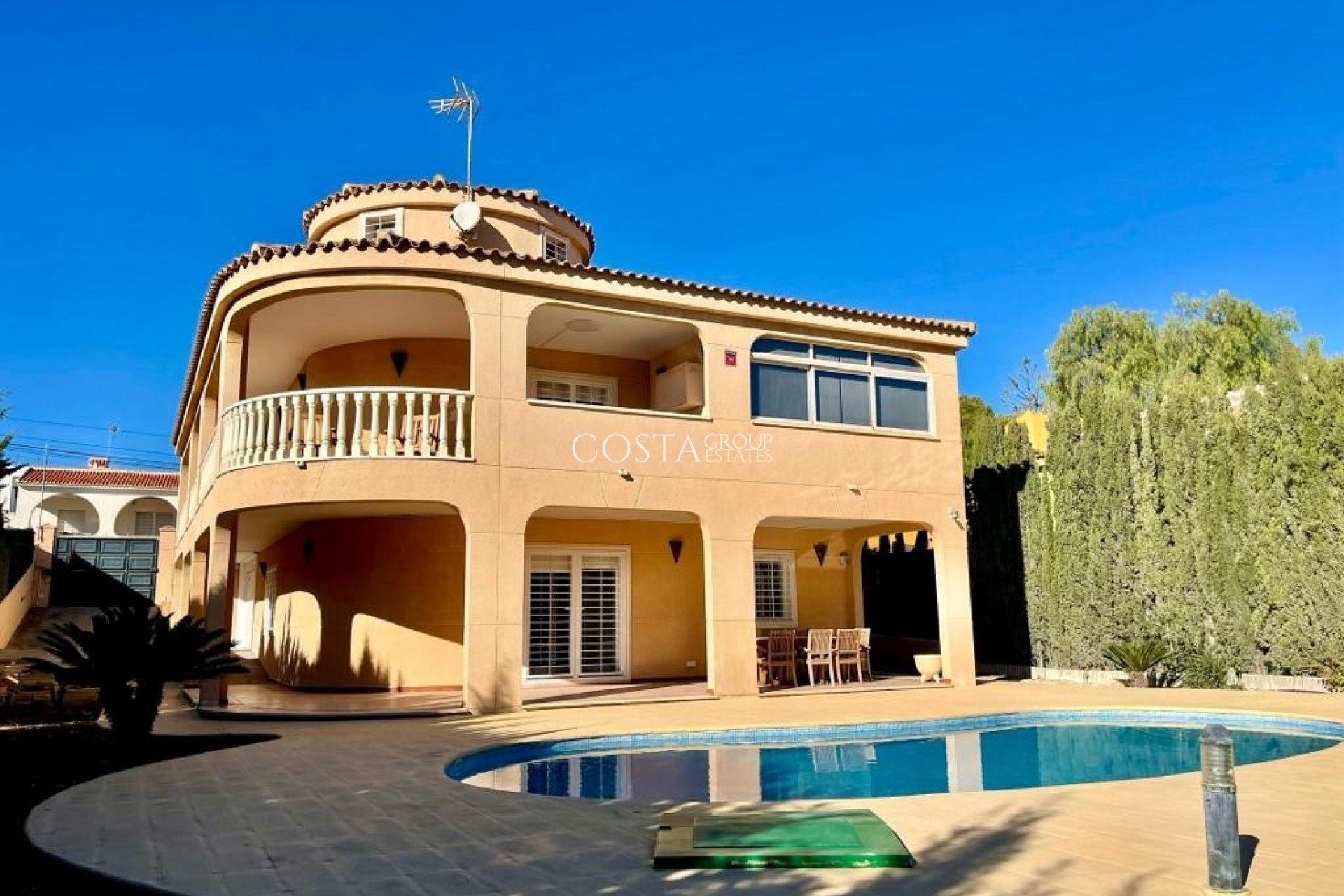 Odsprzedaż - Willa -
Torrevieja - Los Balcones