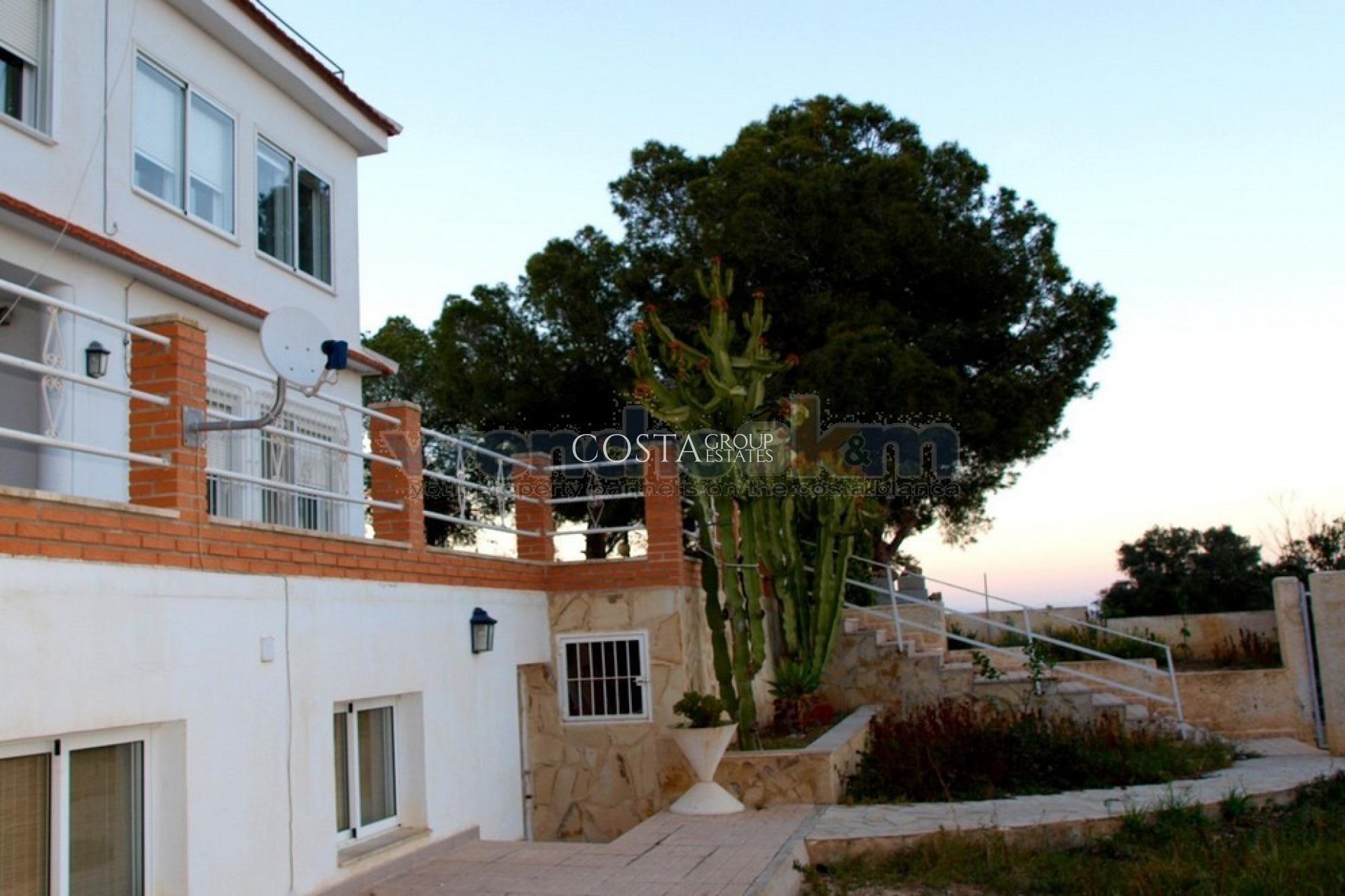 Odsprzedaż - Willa -
Torrevieja - Los Balcones