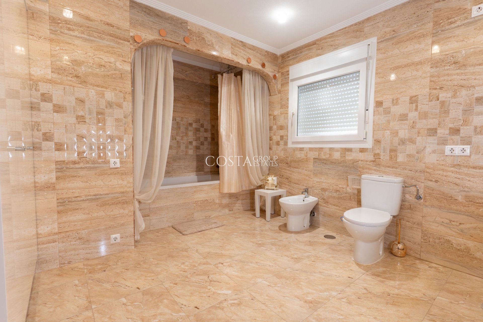 Odsprzedaż - Willa -
Torrevieja - Los Balcones