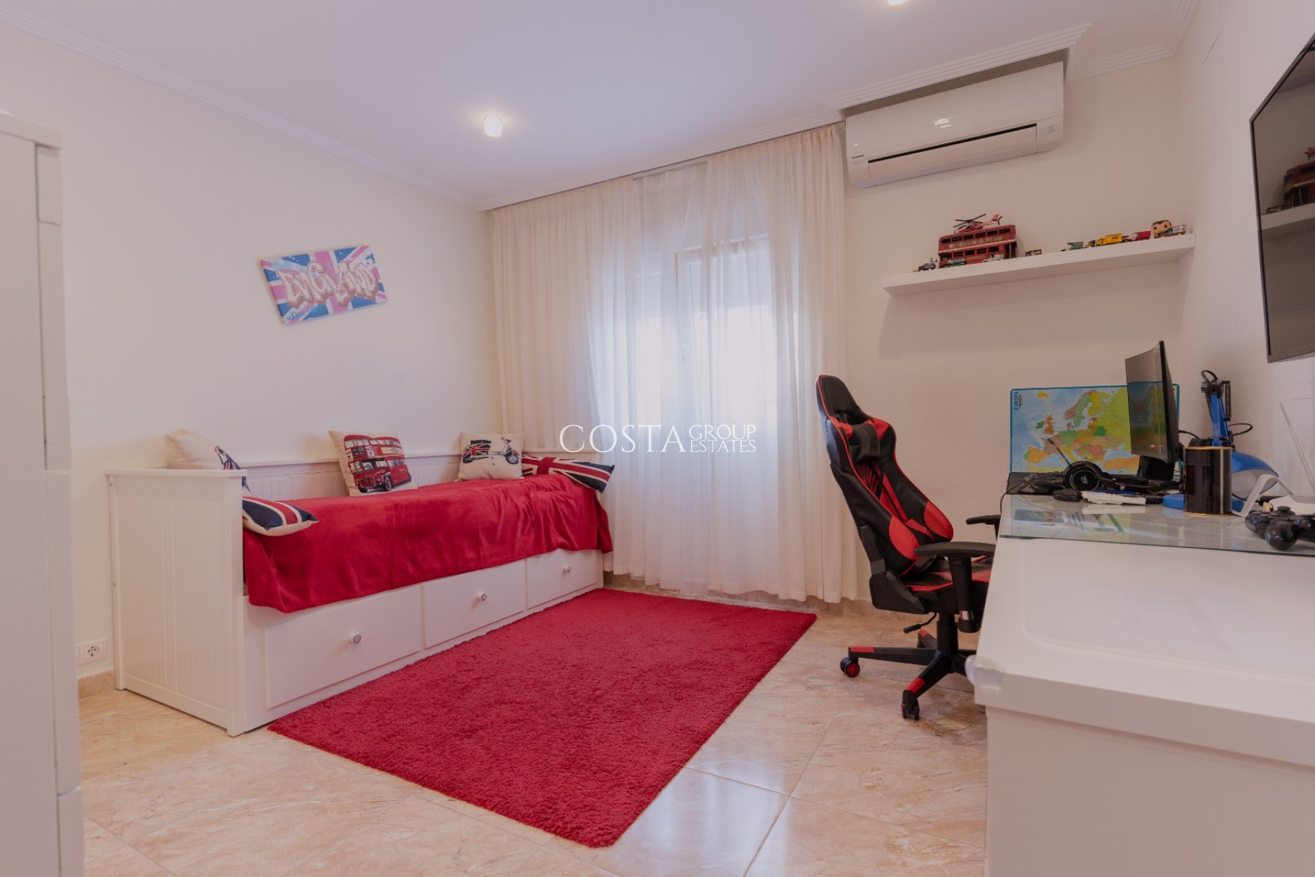 Odsprzedaż - Willa -
Torrevieja - Los Balcones