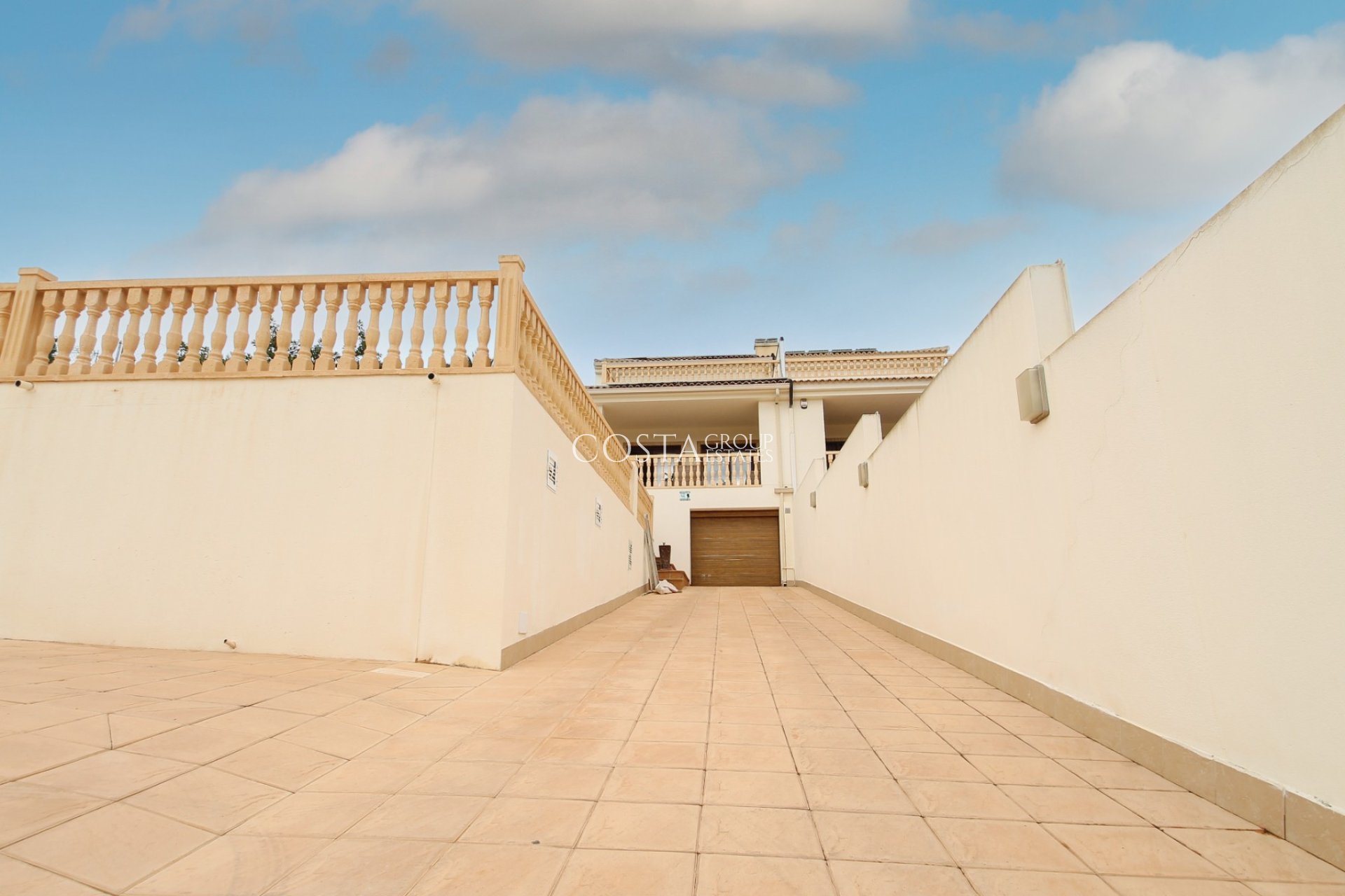 Odsprzedaż - Willa -
Torrevieja - Los Balcones