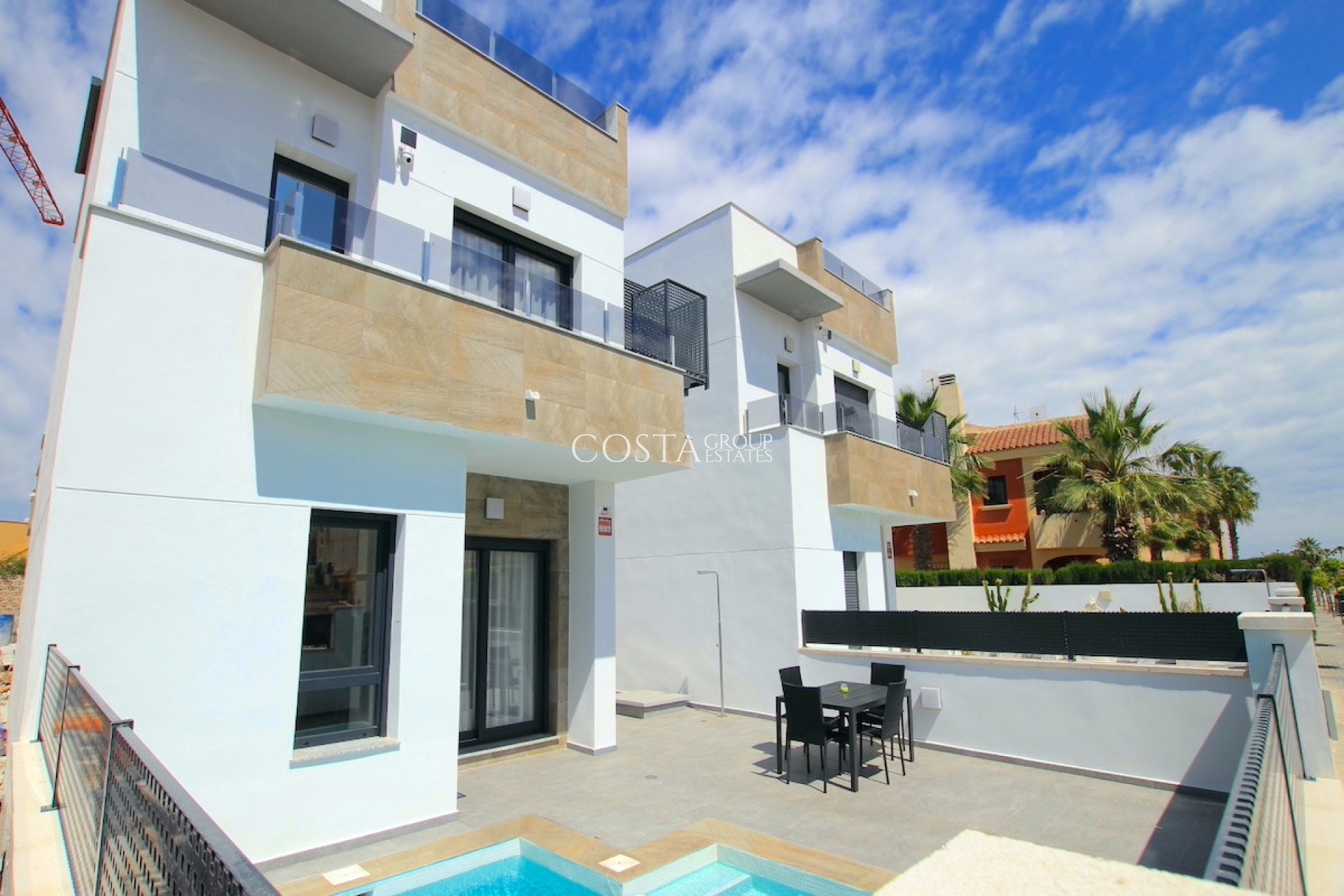 Odsprzedaż - Willa -
Torrevieja - Torrevieja Centro