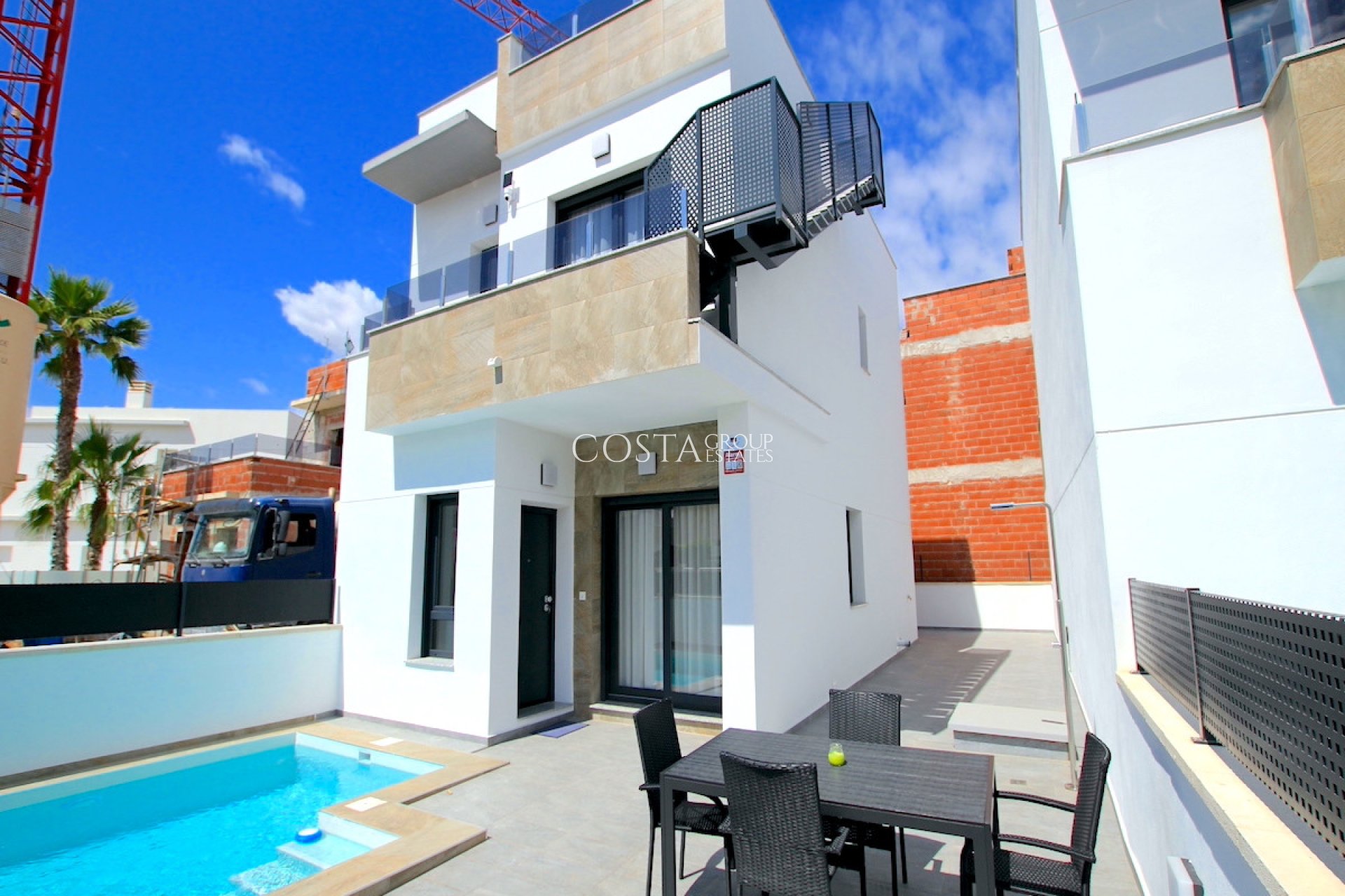 Odsprzedaż - Willa -
Torrevieja - Torrevieja Centro