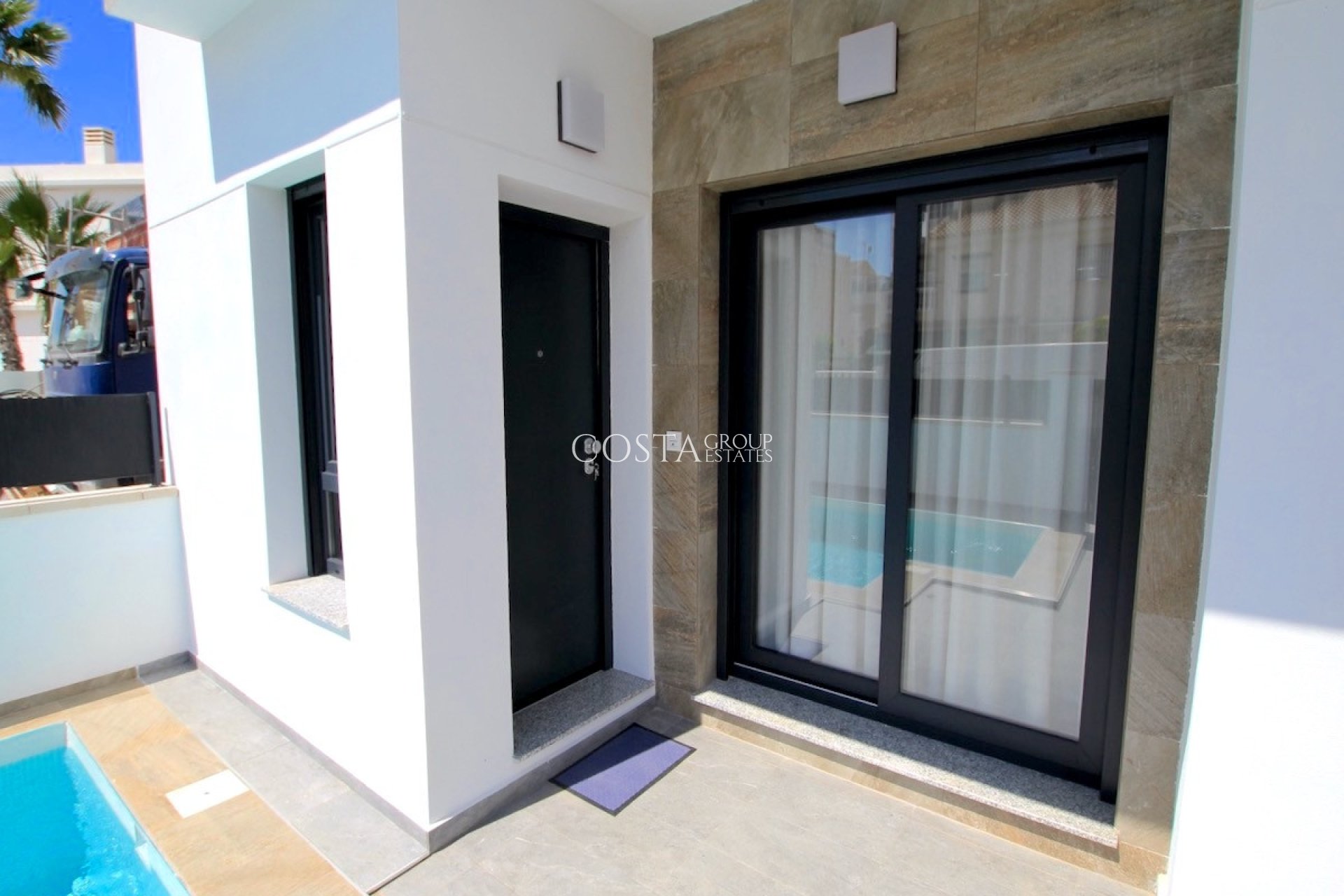 Odsprzedaż - Willa -
Torrevieja - Torrevieja Centro