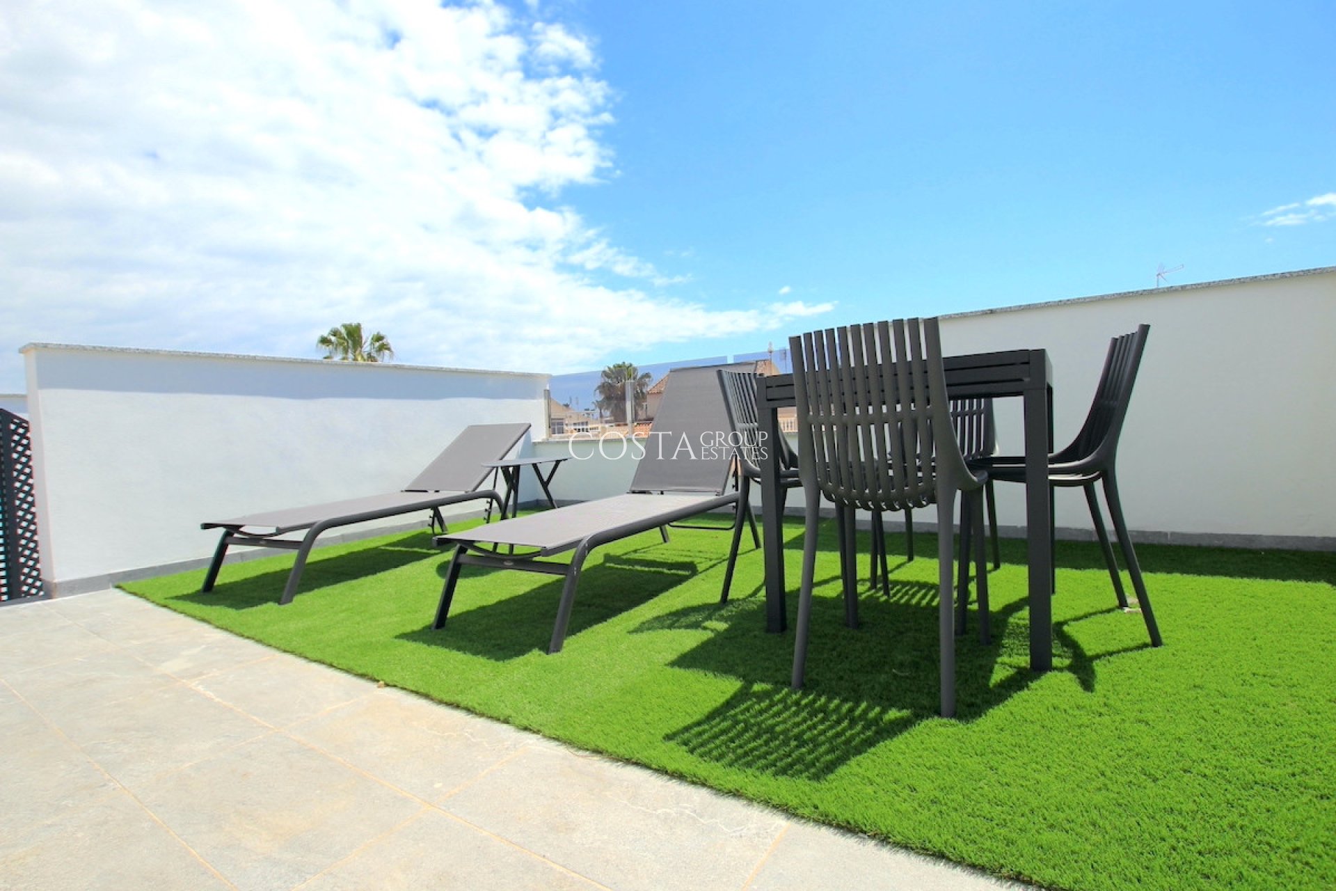 Odsprzedaż - Willa -
Torrevieja - Torrevieja Centro