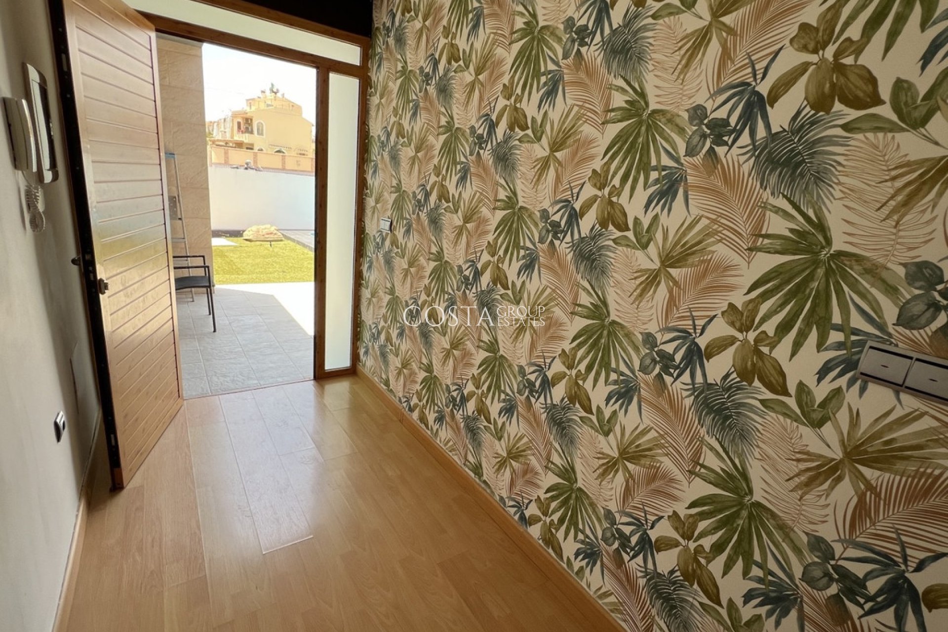 Odsprzedaż - Willa -
Torrevieja - Torrevieja Centro
