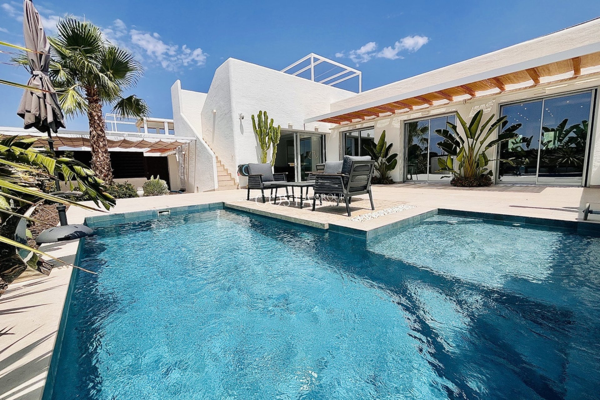 Odsprzedaż - Willa -
Torrevieja - Torrevieja Centro