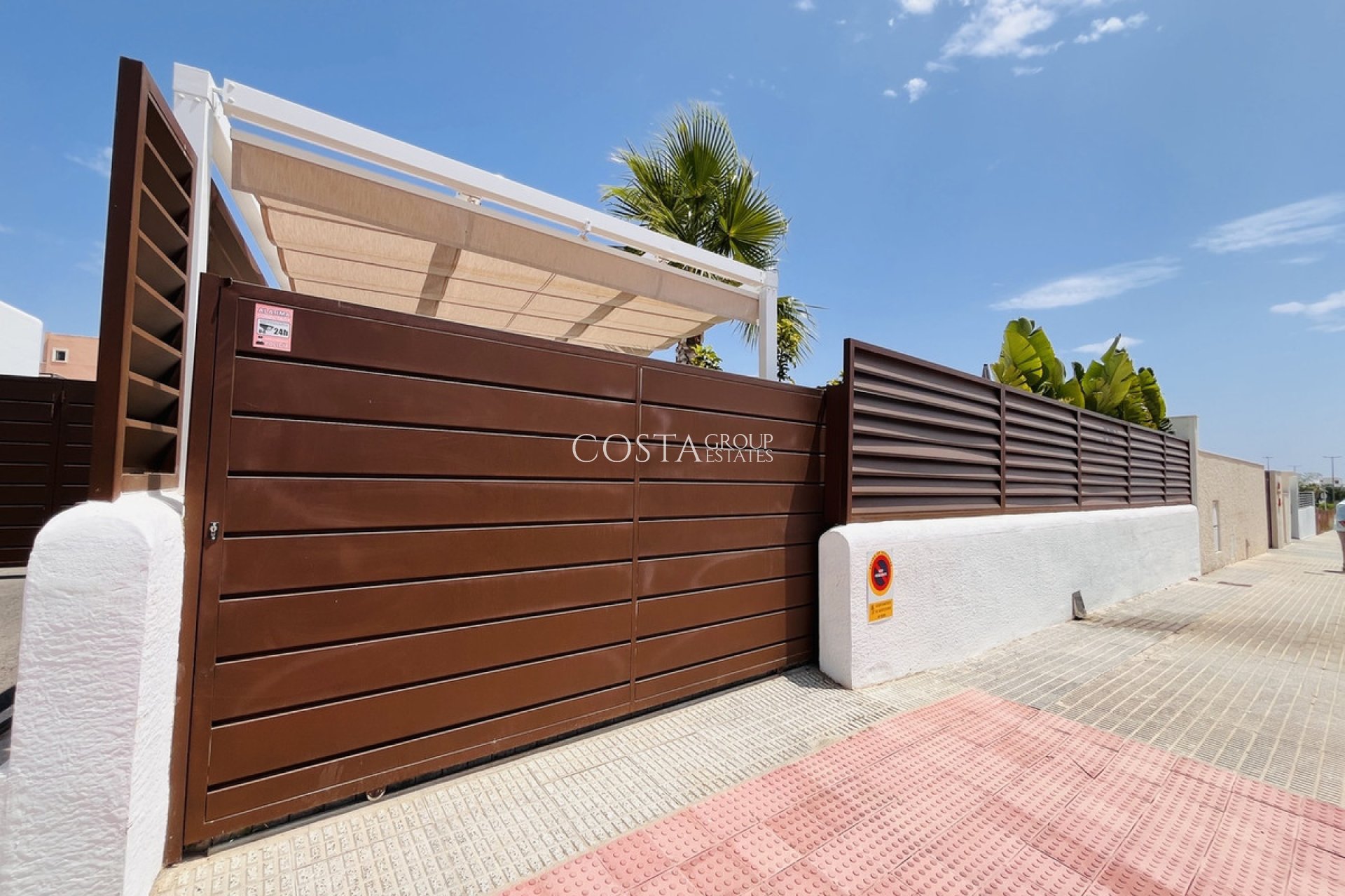 Odsprzedaż - Willa -
Torrevieja - Torrevieja Centro